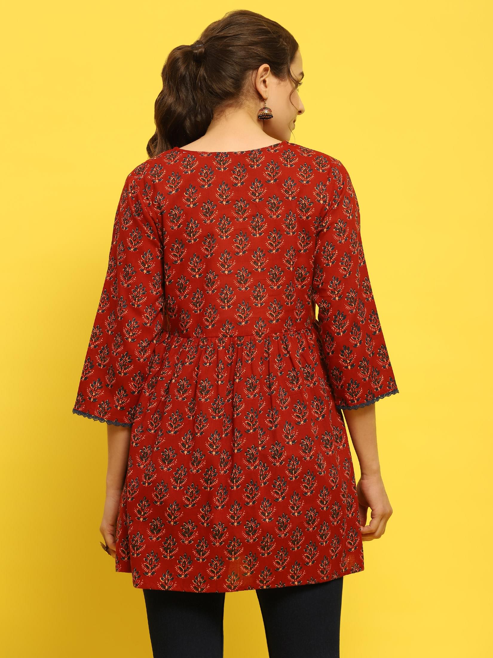 Women Cotton Maroon Floral Print Tunic.