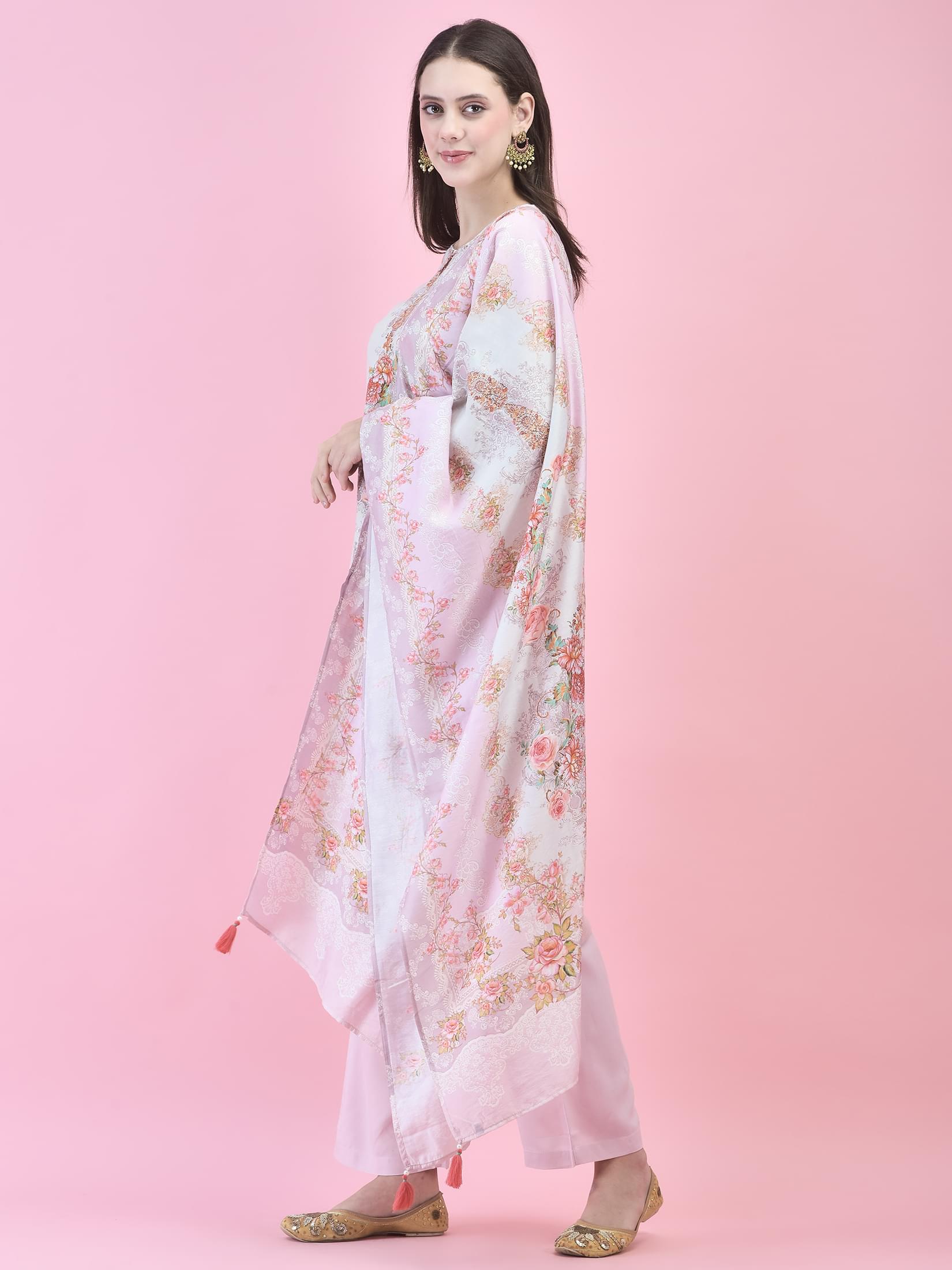 Women Liva (Rayon) Pink Floral Print Kurta Comfort Pant Dupatta.
