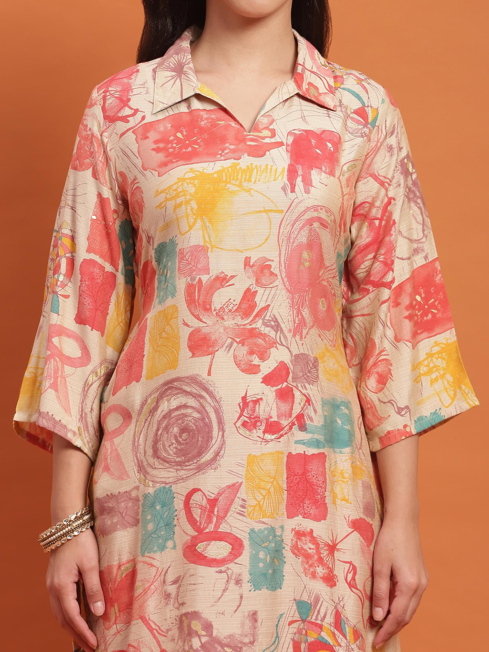 Women Peach Abstract Print Kurta.