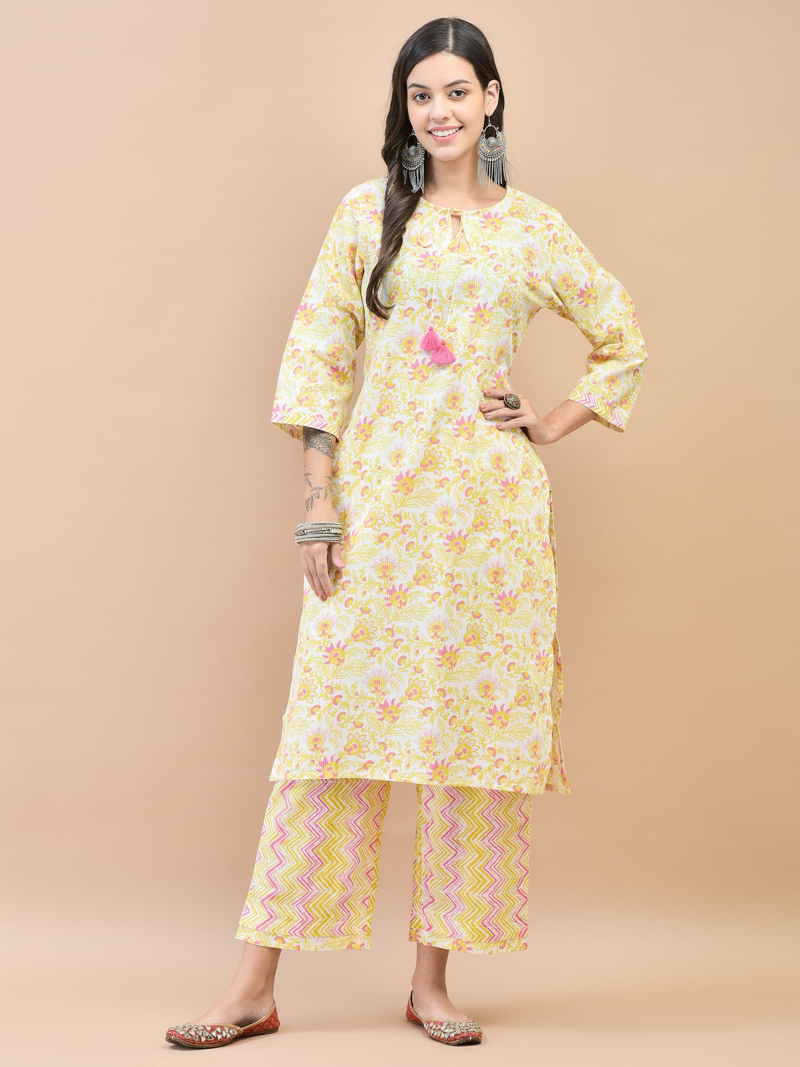 Women Cotton Pink Floral Print Kurta Comfort Pant Dupatta.