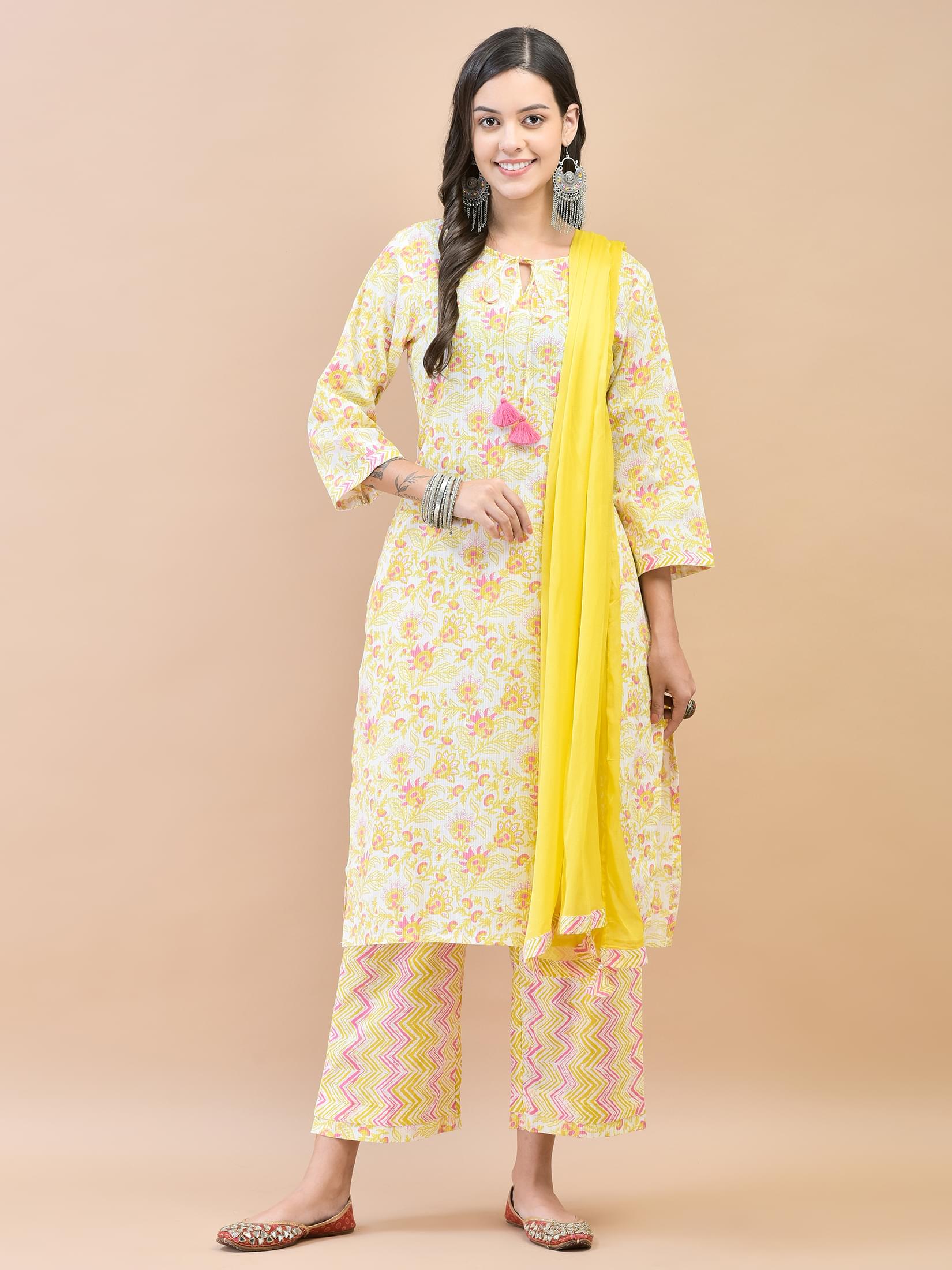 Women Cotton Pink Floral Print Kurta Comfort Pant Dupatta.