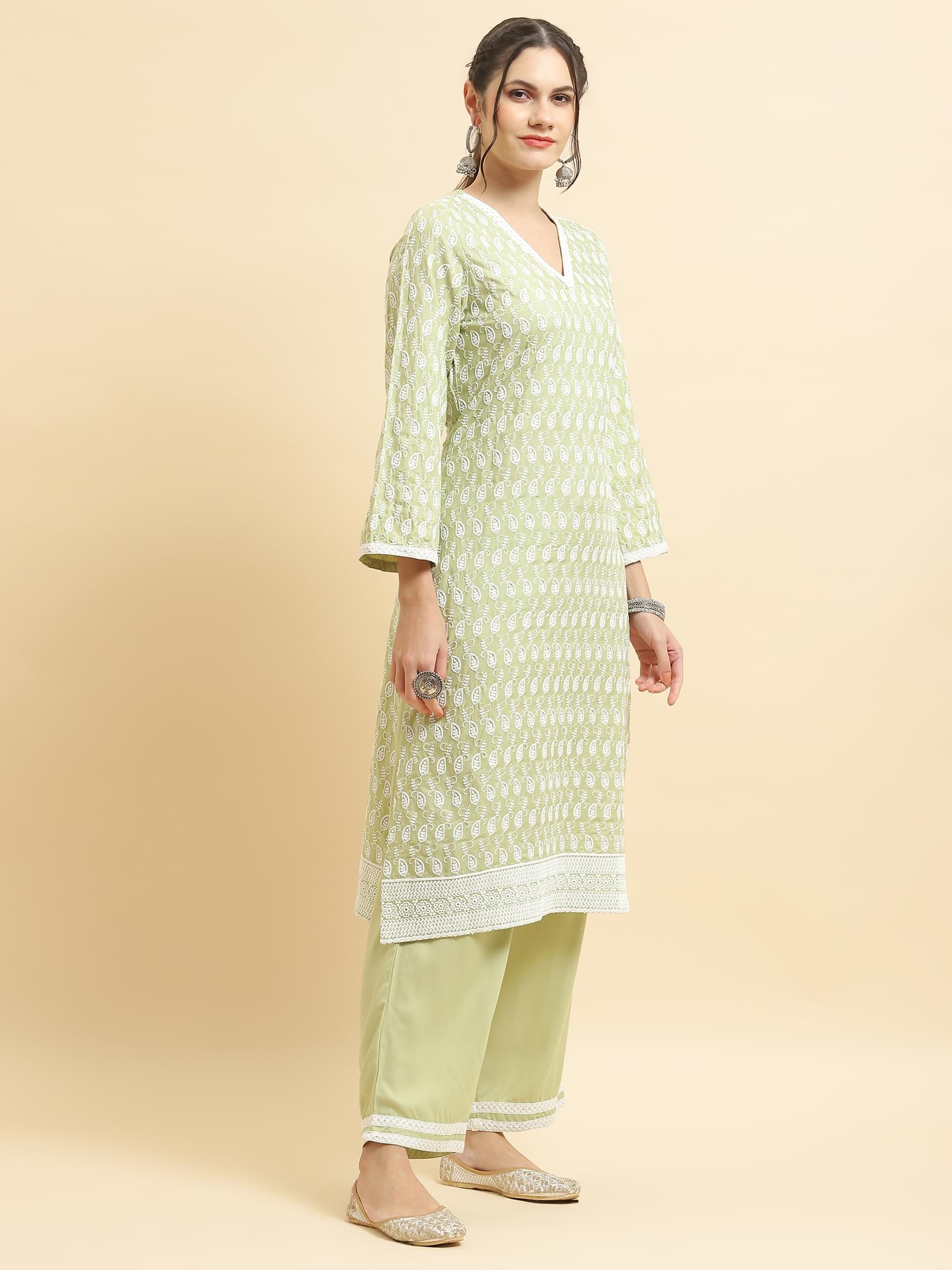 Women Liva Rayon Green Embroidered Kurta Comfort Pant Dupatta.