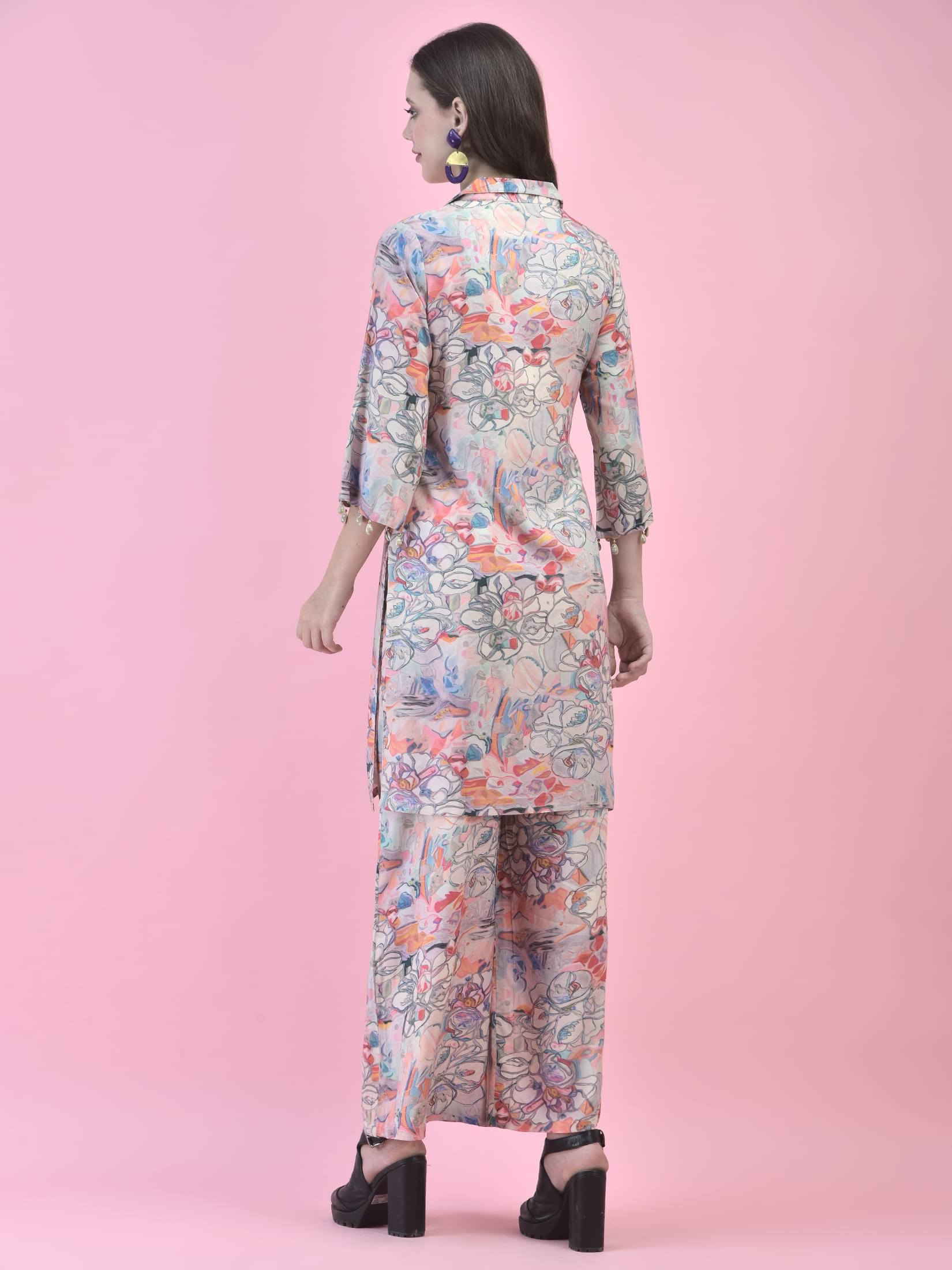 Women Liva (Rayon) Multicolor Abstract Print Co-Ord Set.
