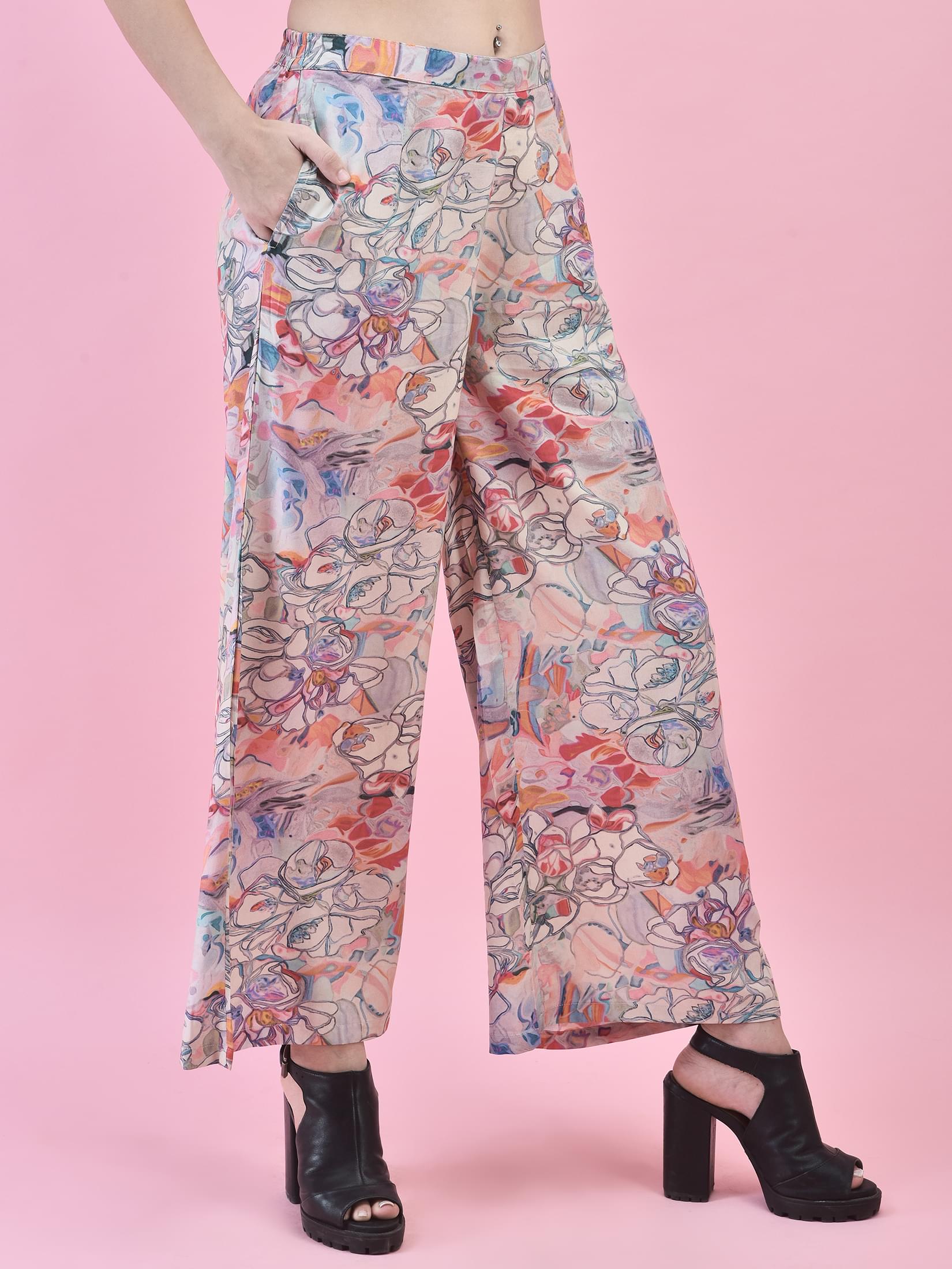 Women Liva (Rayon) Multicolor Abstract Print Co-Ord Set.