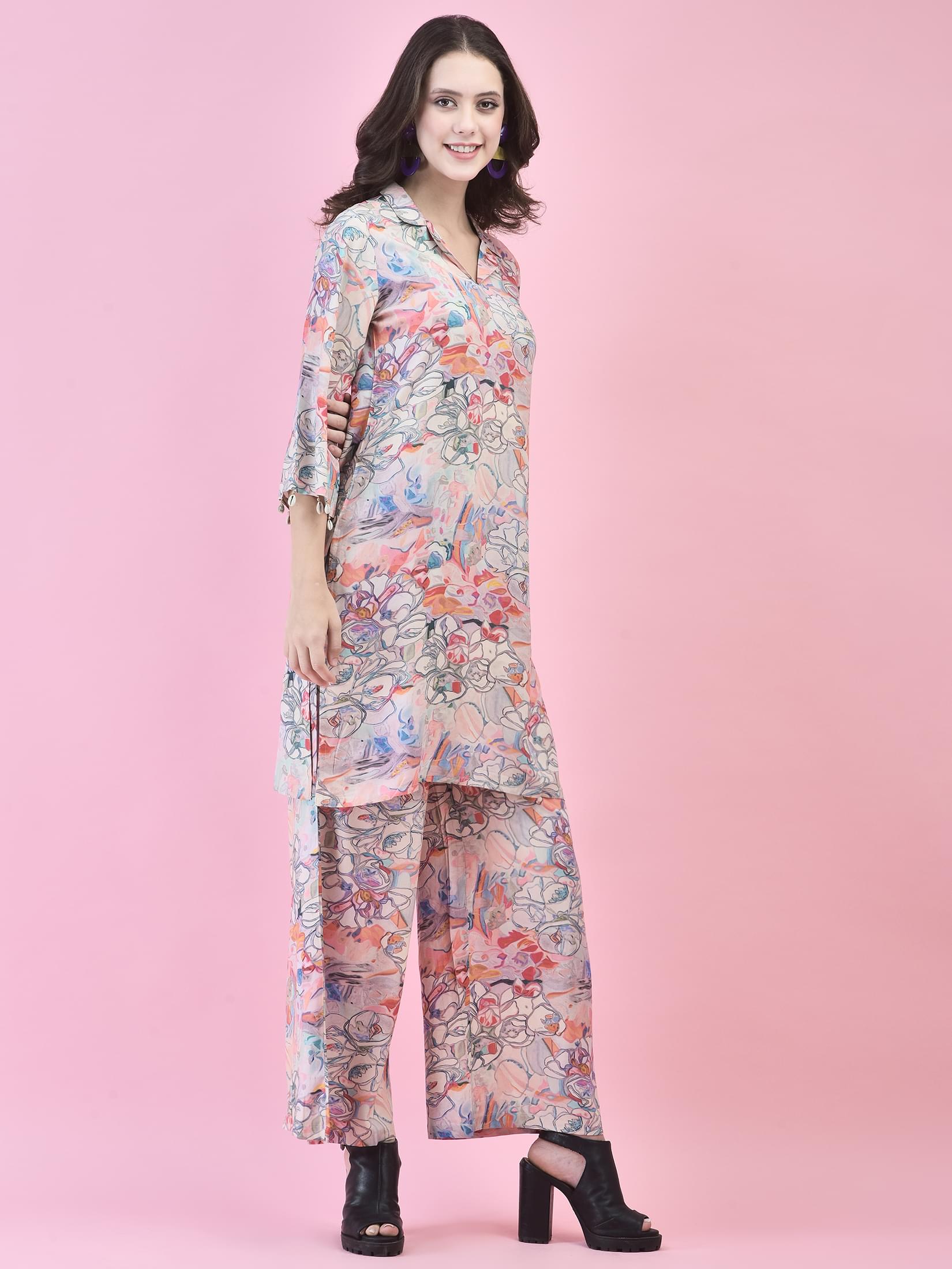 Women Liva (Rayon) Multicolor Abstract Print Co-Ord Set.