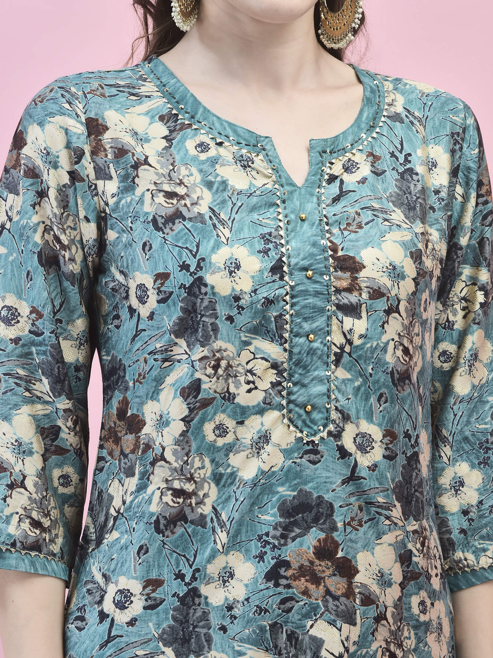 12376BLUE_closer
