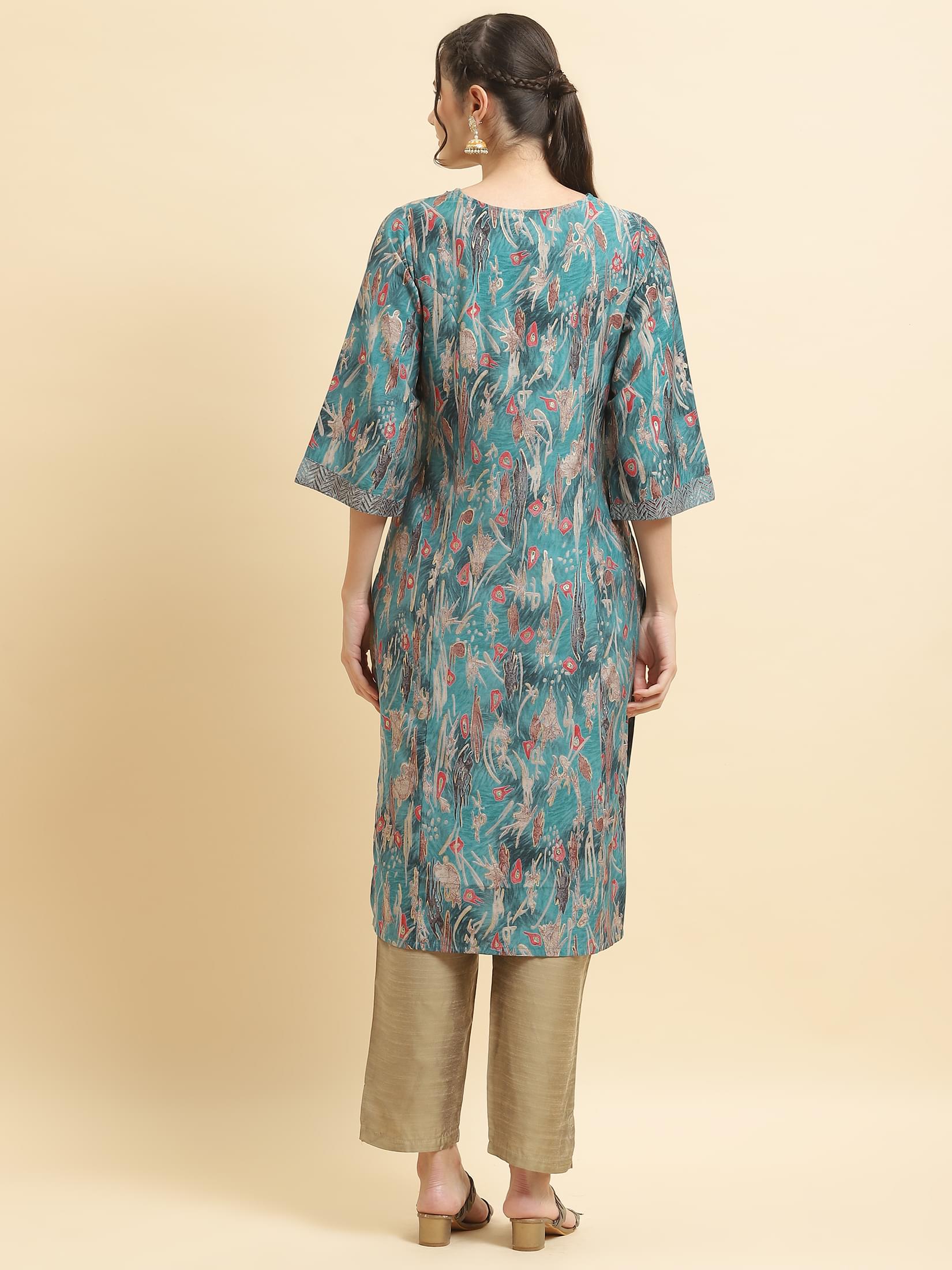 Women Viscose Teal Abstract Print Kurta.