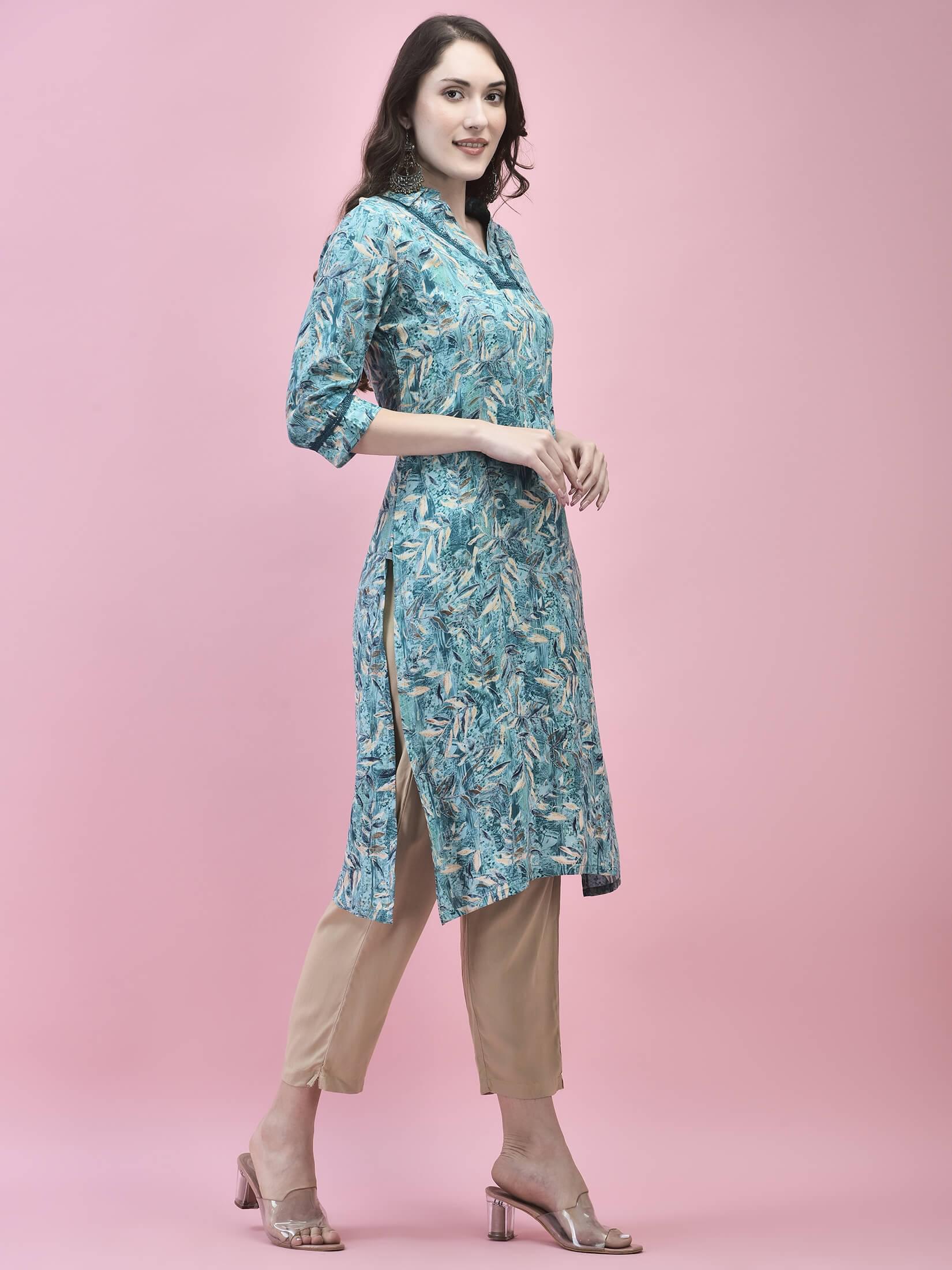 Women Liva Rayon Blue Floral Print Kurta.