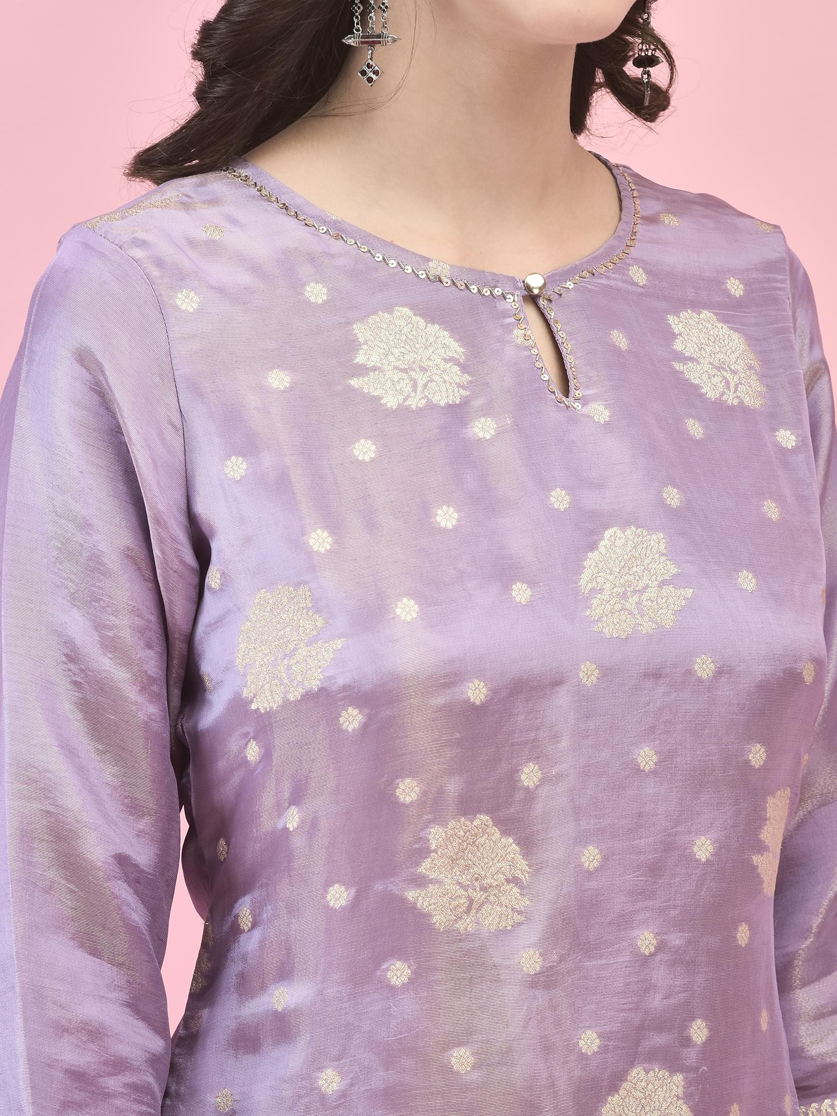 Women Silk Lilac Woven Kurta Comfort Pant Dupatta.