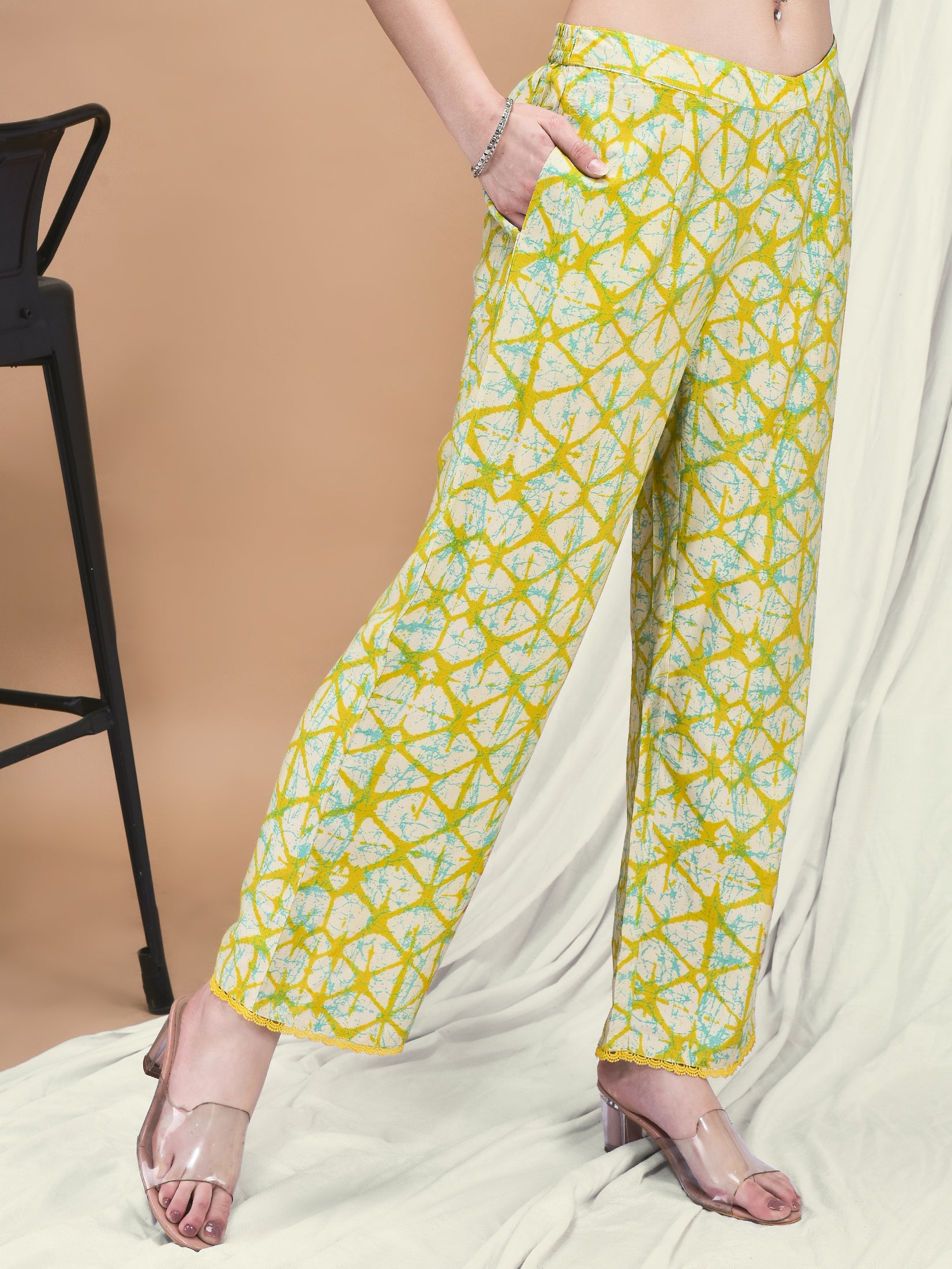 12396FNLEMONYELLOWMULTI_bottom