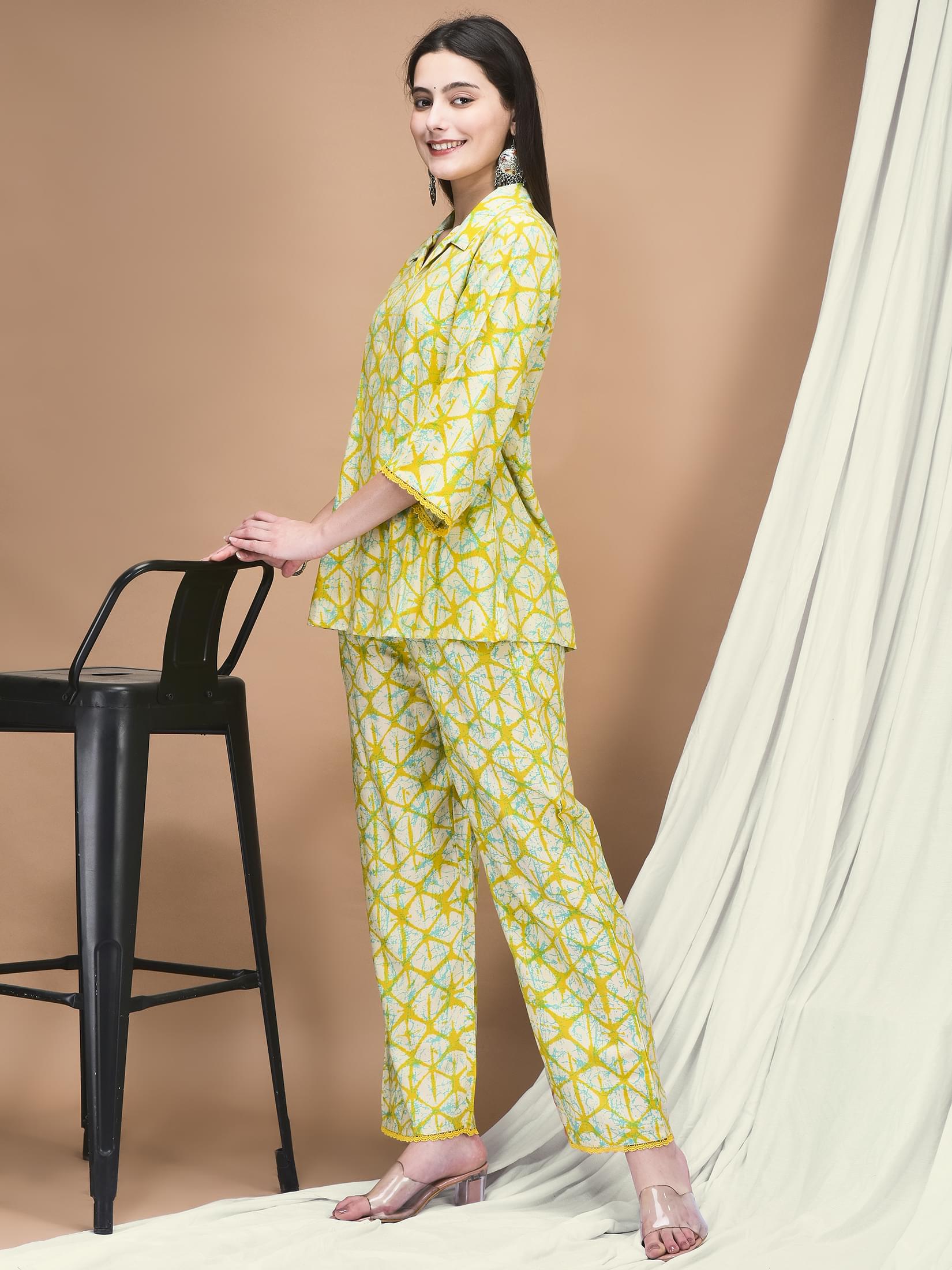 Women Liva Yellow Tie Dye Print Co-Ord Set.