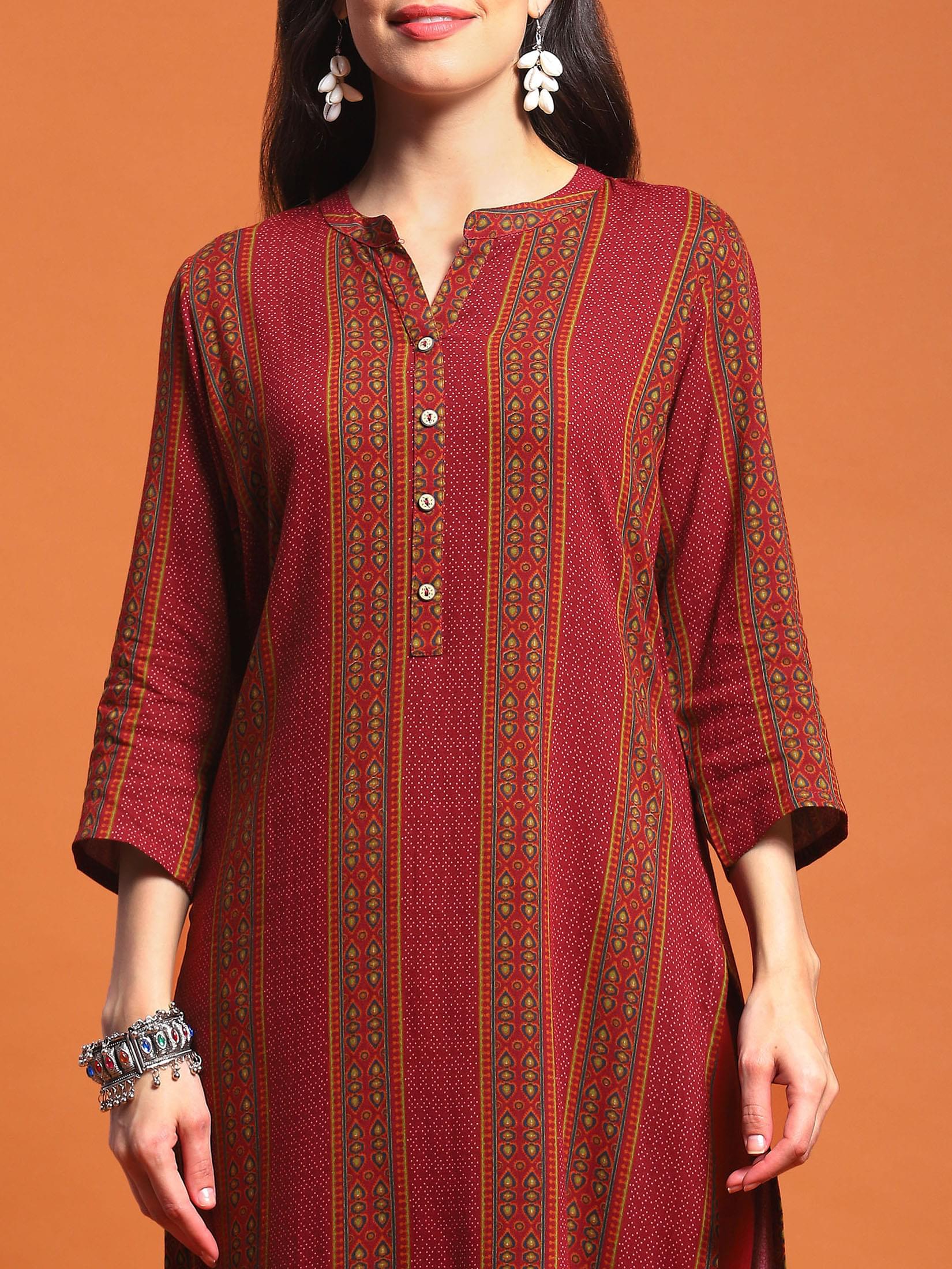 12404MPMAROON_closer