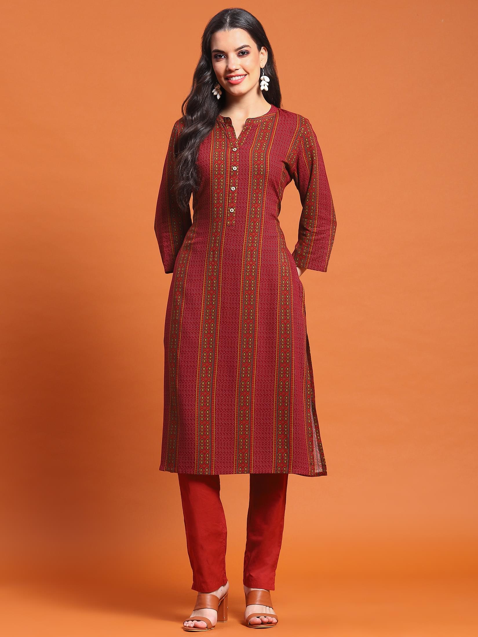 Women Maroon Stripe Print Kurta.