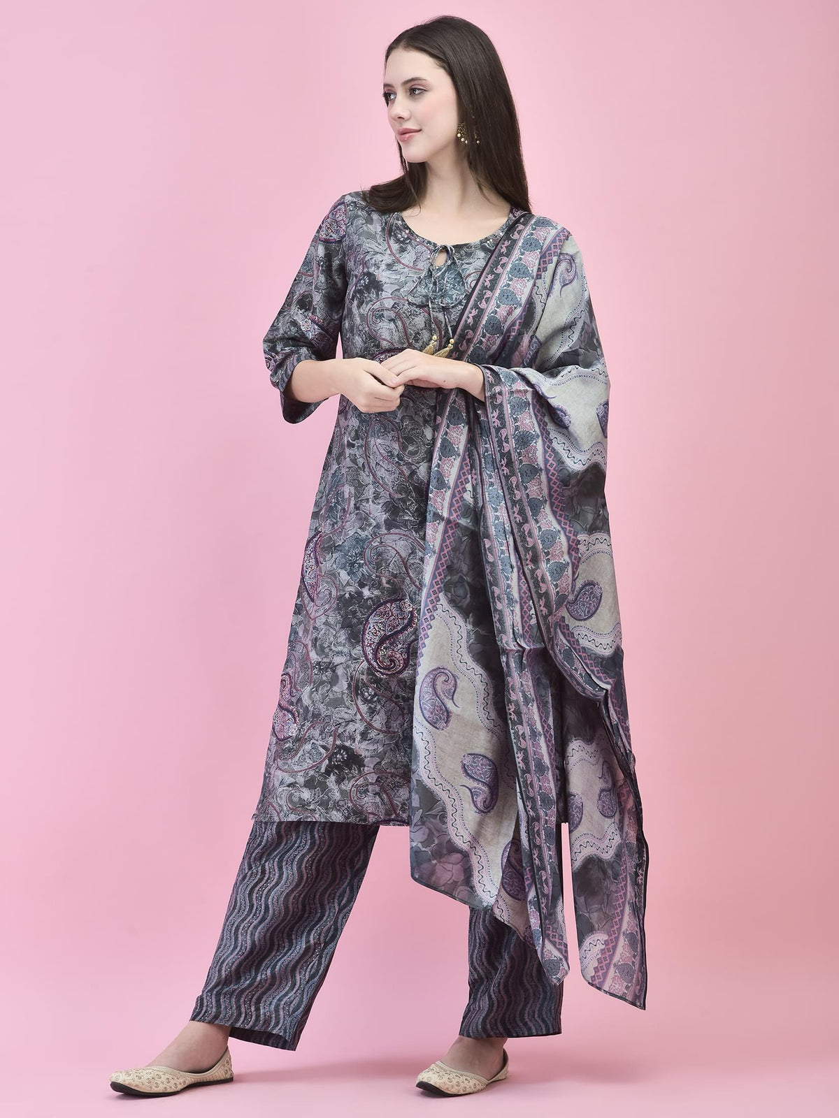 Women Viscose Grey Paisley Print Kurta Comfort Pant Dupatta.