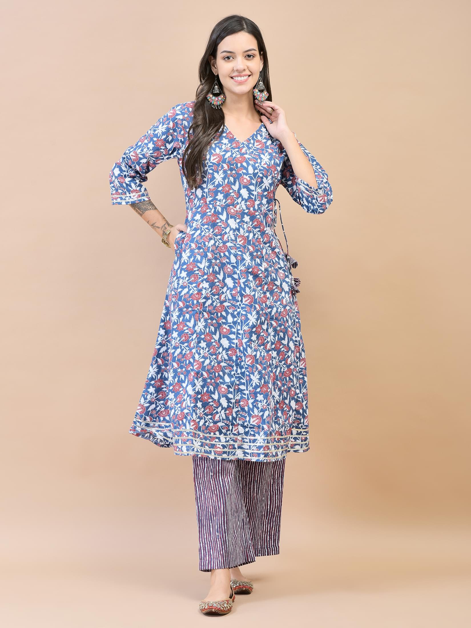 Women Poly Cotton Blue Floral Print Kurta Comfort Pant Dupatta.