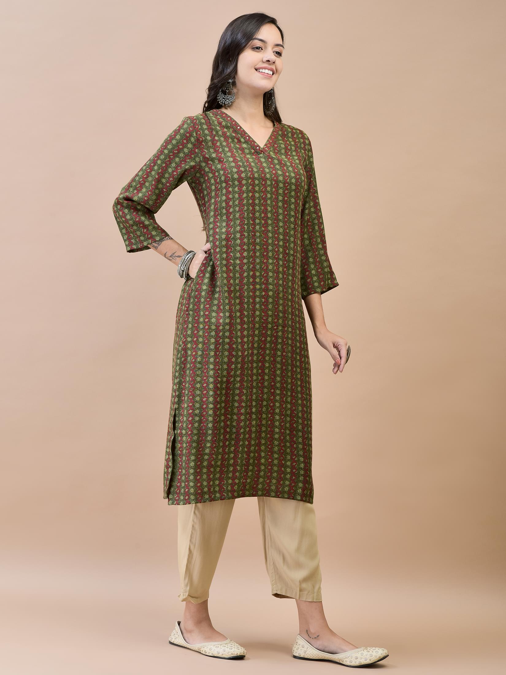 Women Liva Rayon Olive Geometric Print Kurta.