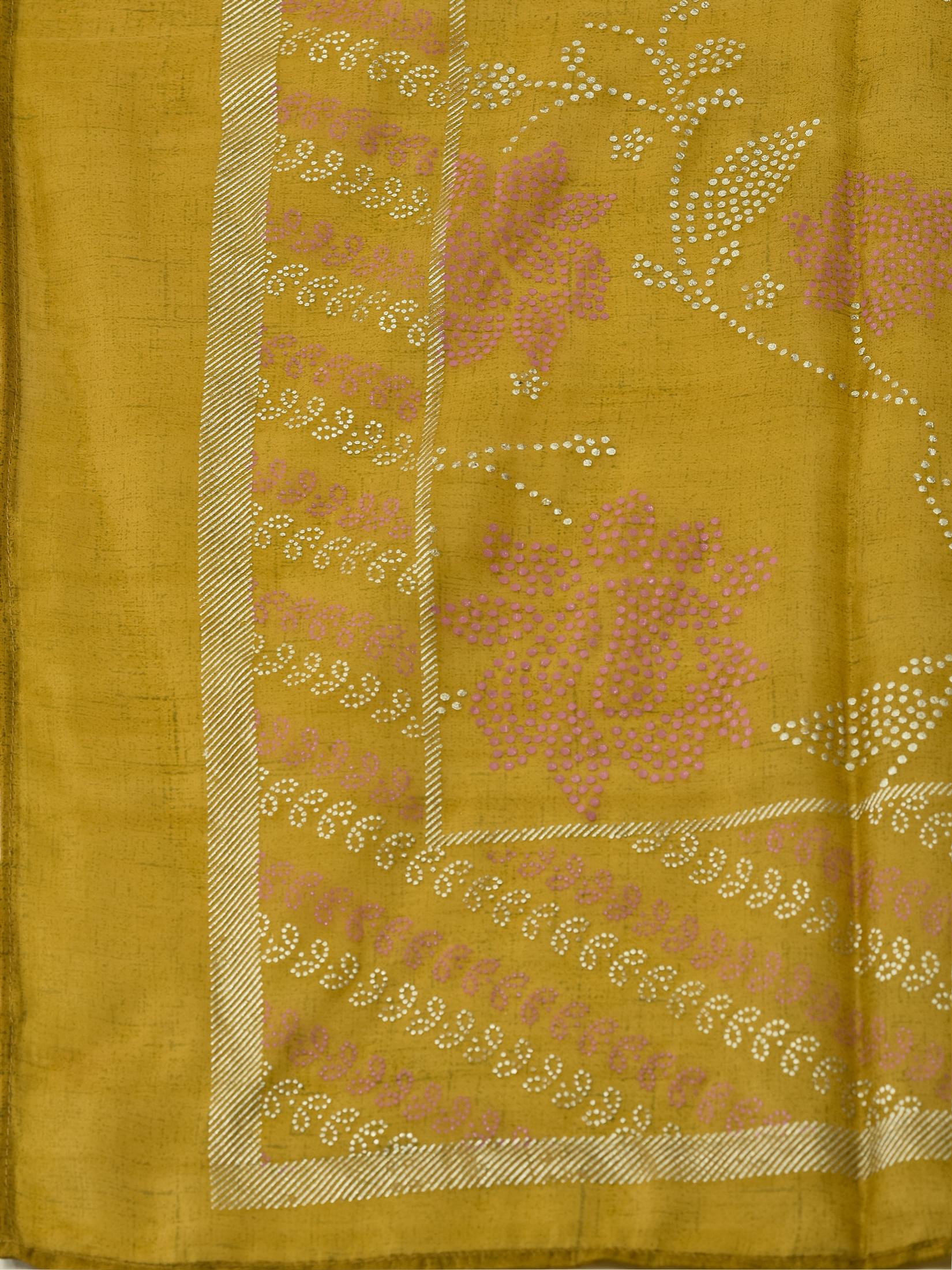 Women Liva Rayon Olive Solid Kurta Trouser Dupatta.