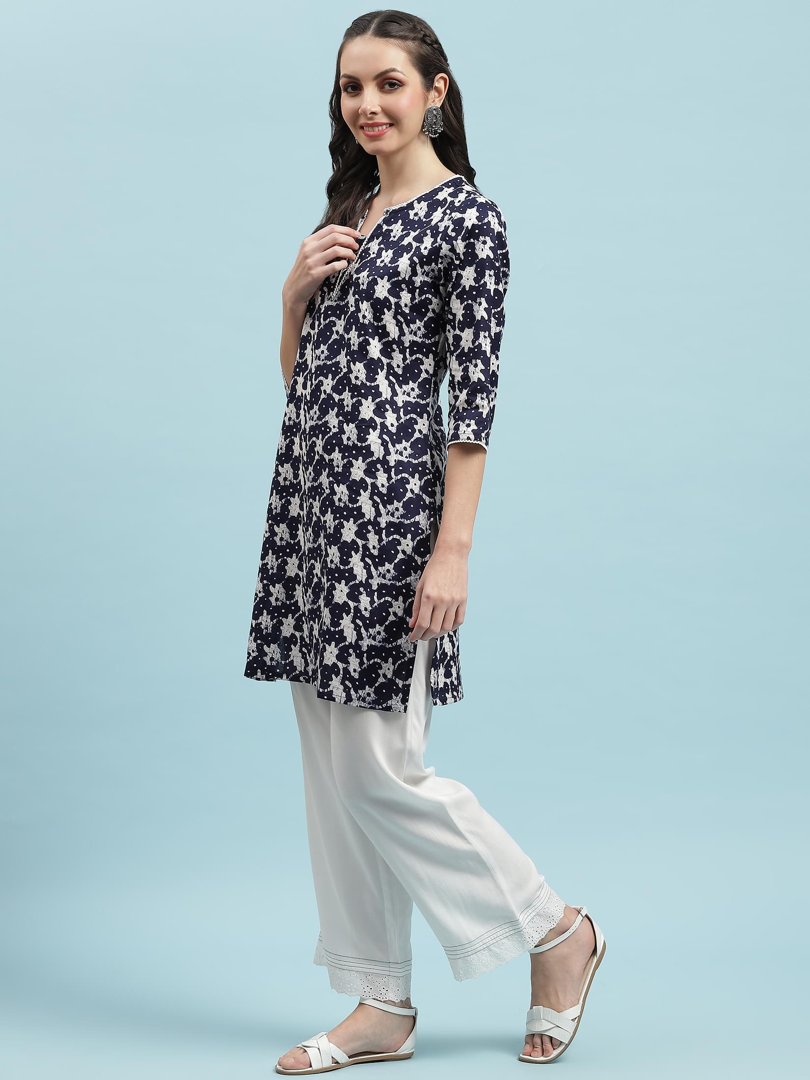 Indiessence (Buy 2 @ 499) Navy Blue Floral Printed Kurta.
