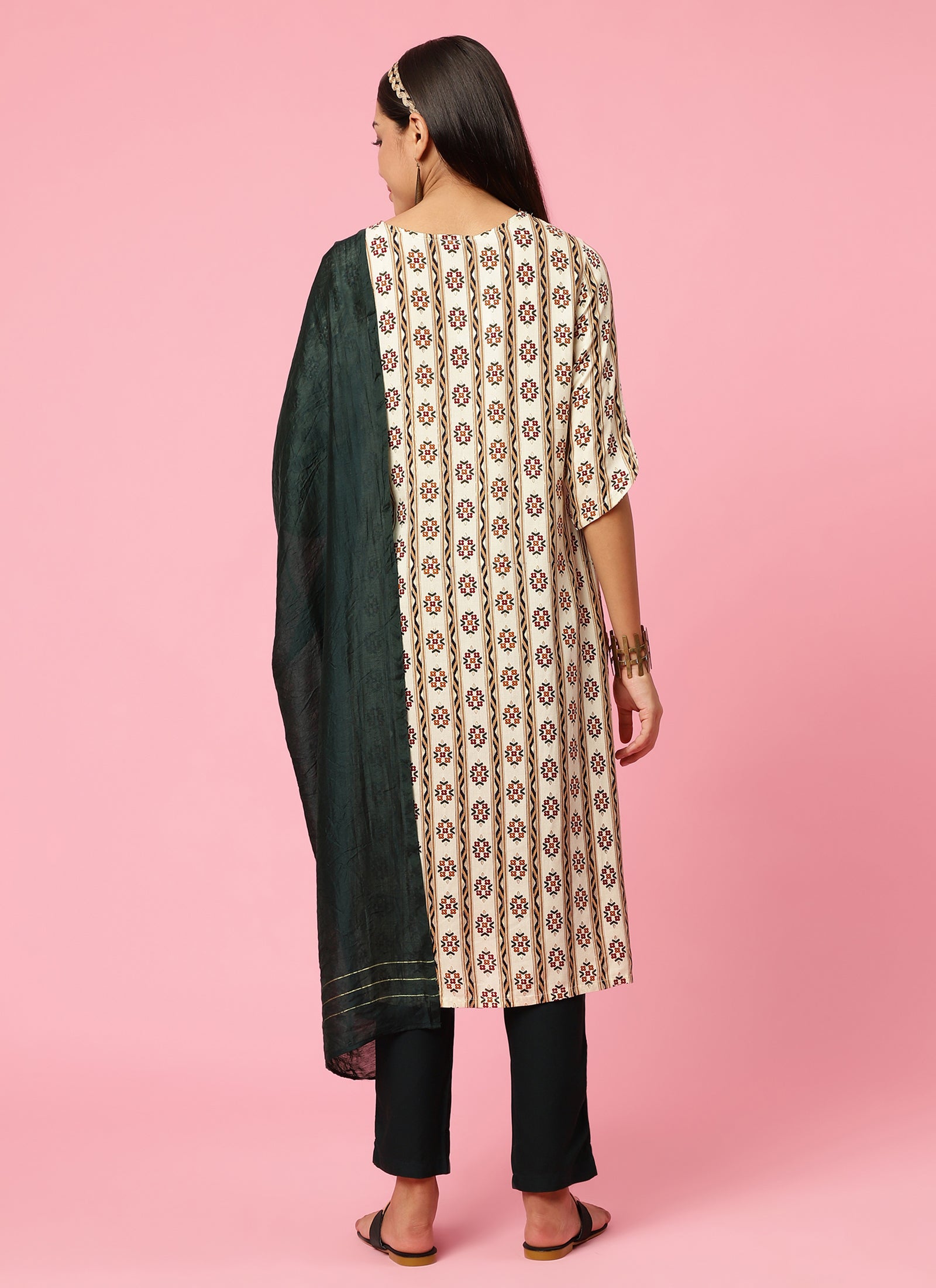 15066INDOFFWHITE_back