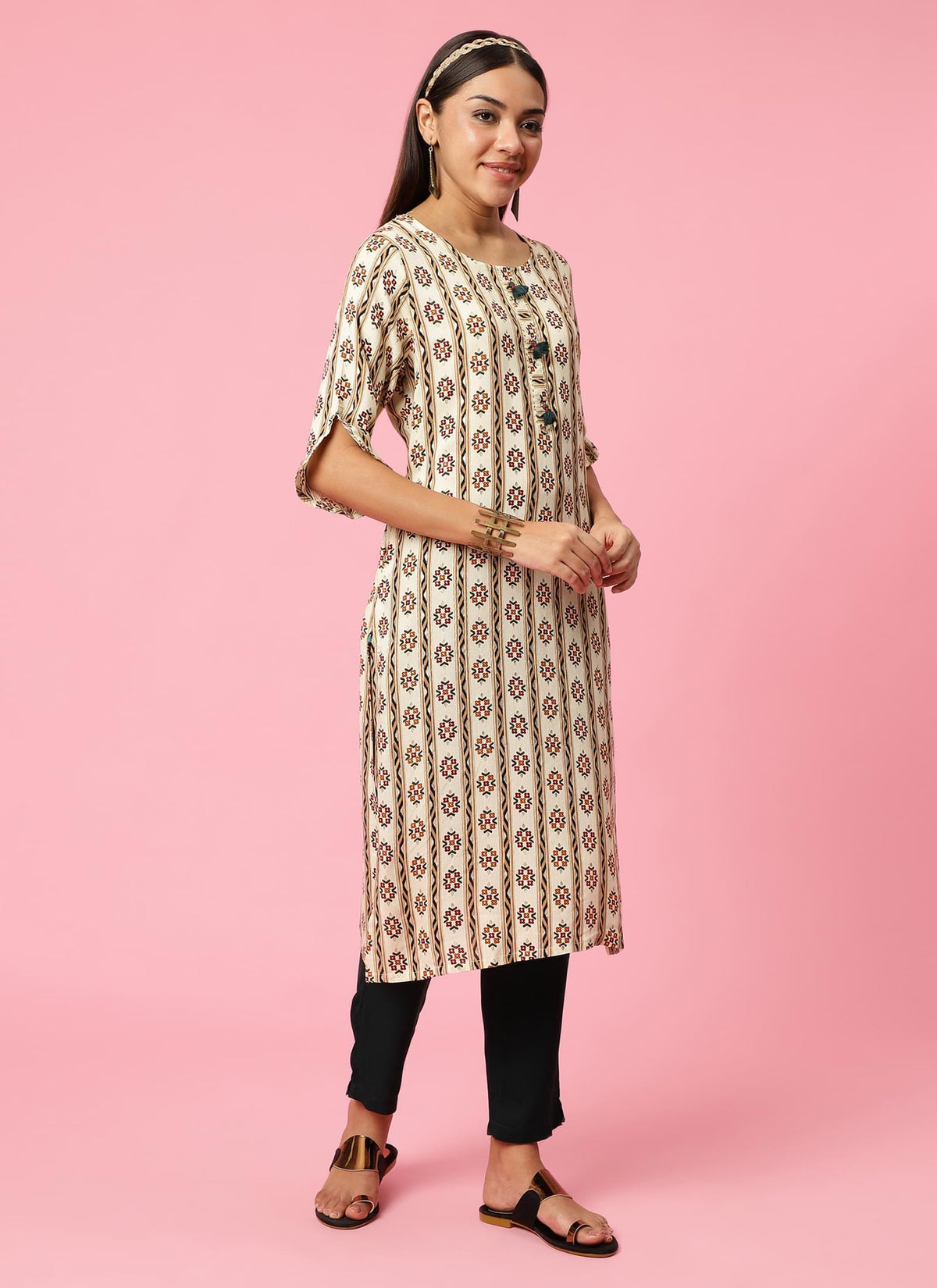 Indiessence Women Off White Floral Printed Kurta Trouser Dupatta.