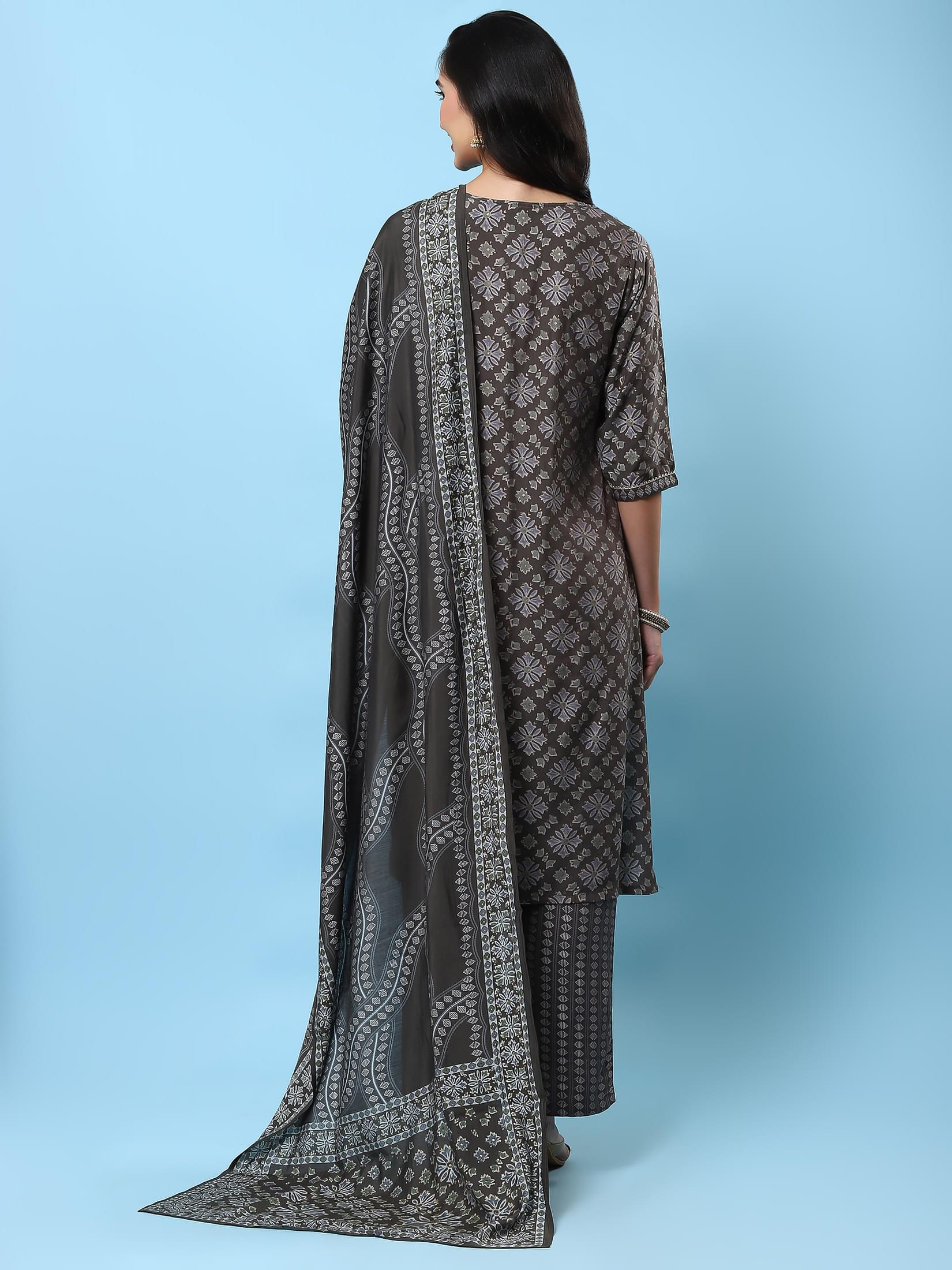 Women Grey Floral Printed Kurta Comfort Pant Dupatta.