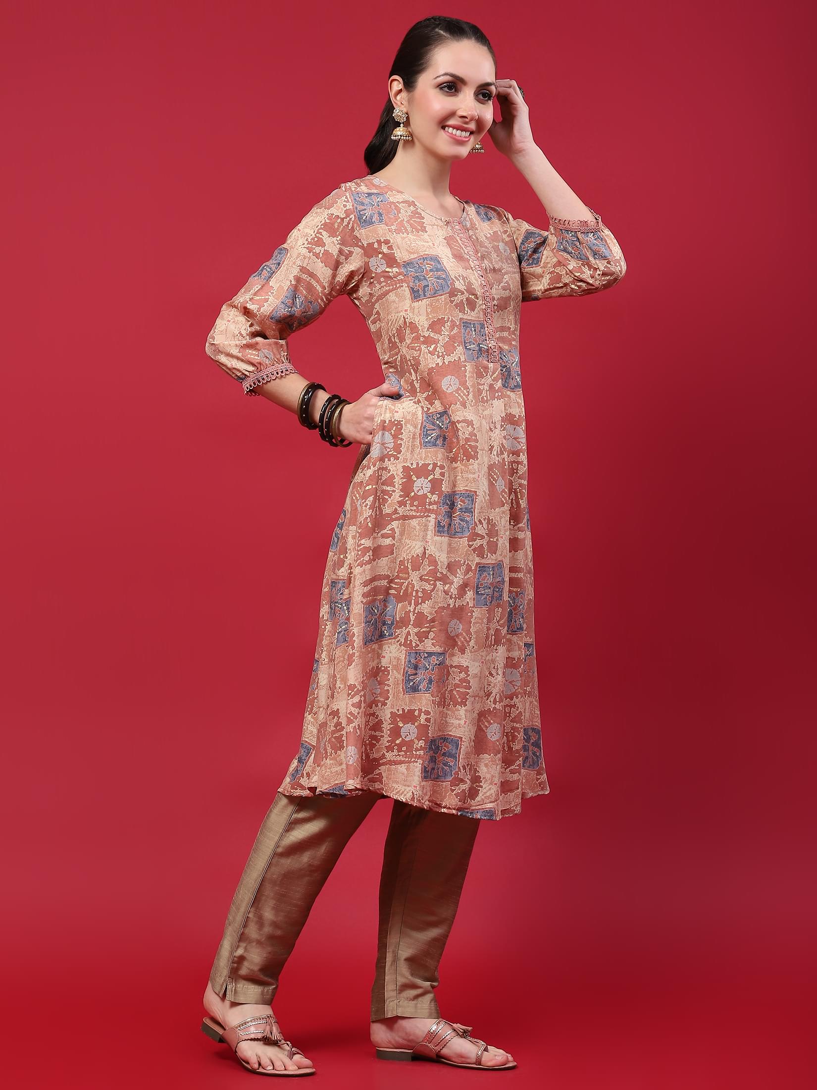 Women Orange Abstract Printed Kurta.