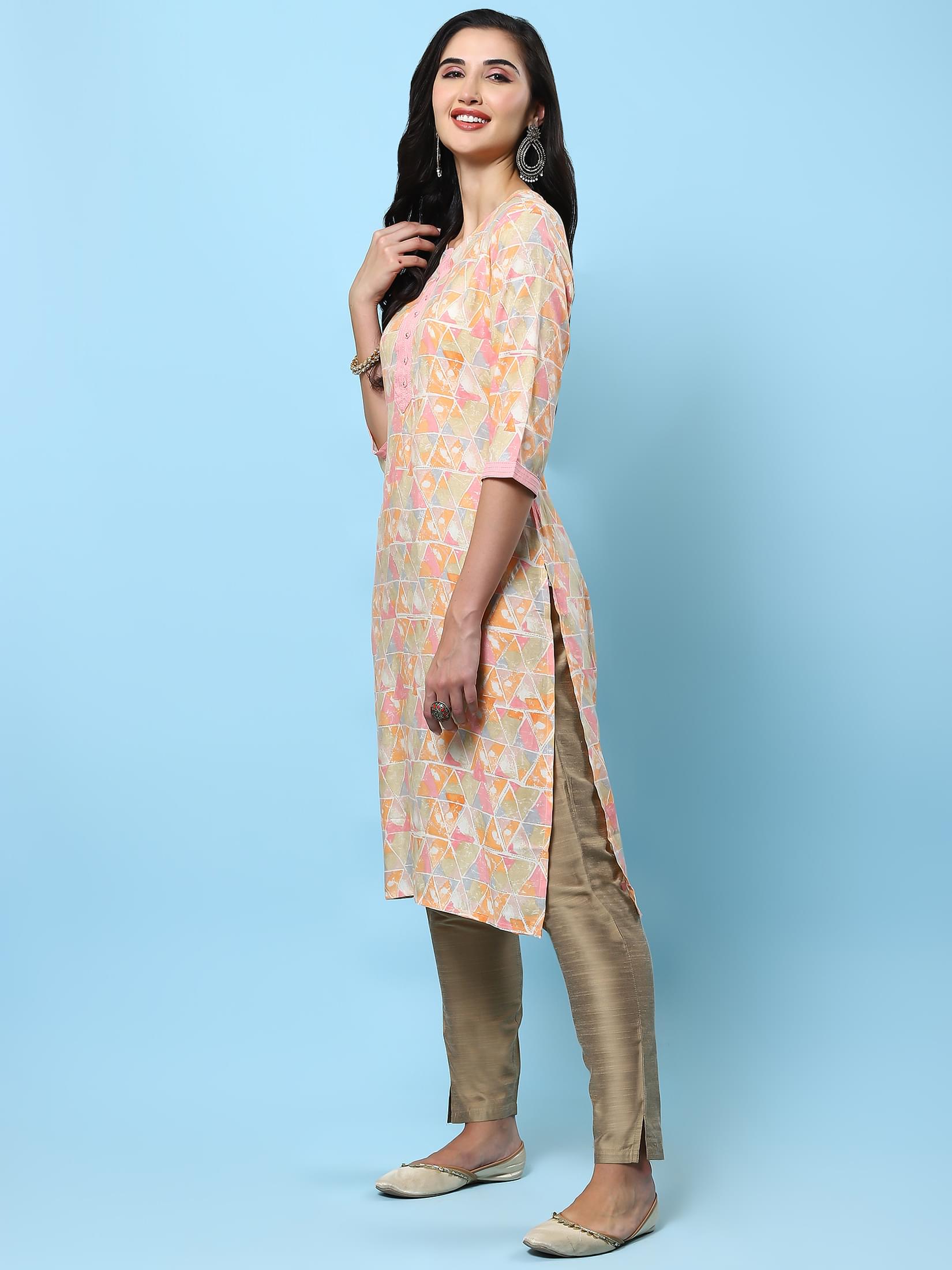 Women Orange Abstract Printed Kurta.