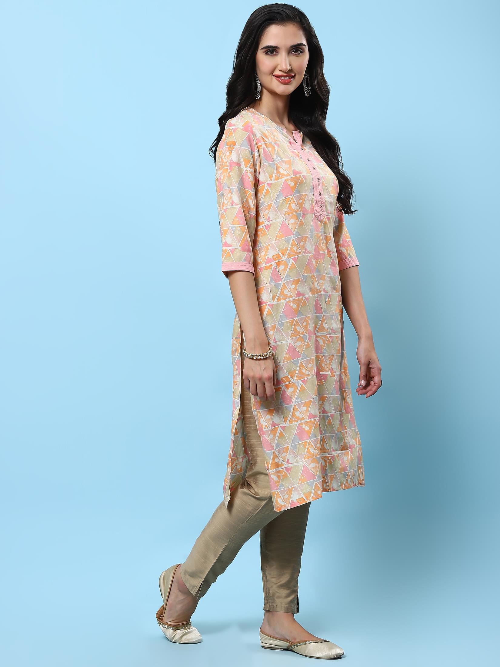 Women Orange Abstract Printed Kurta.