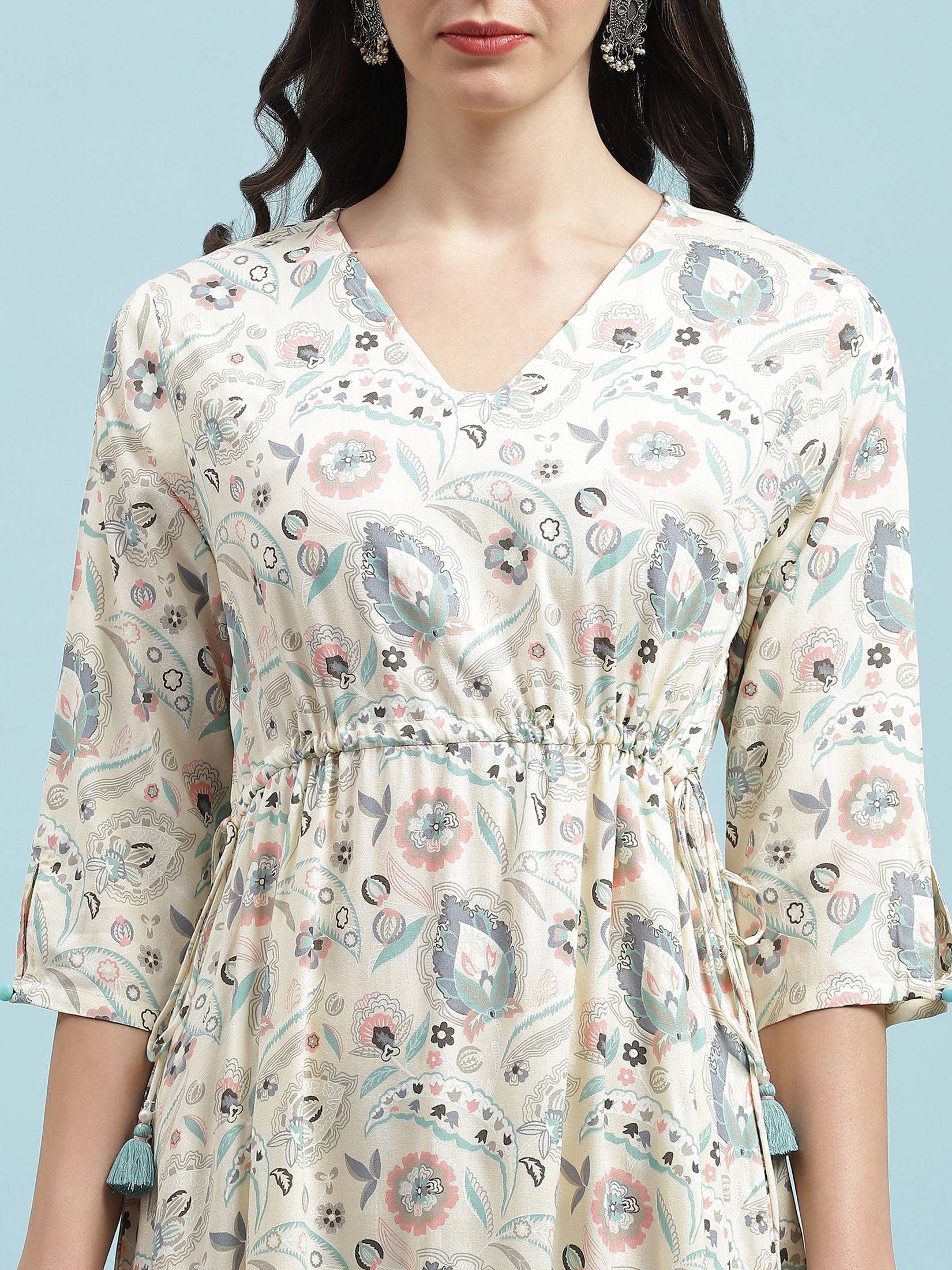 15131MPTURQUOISEOFFWHITE_closer