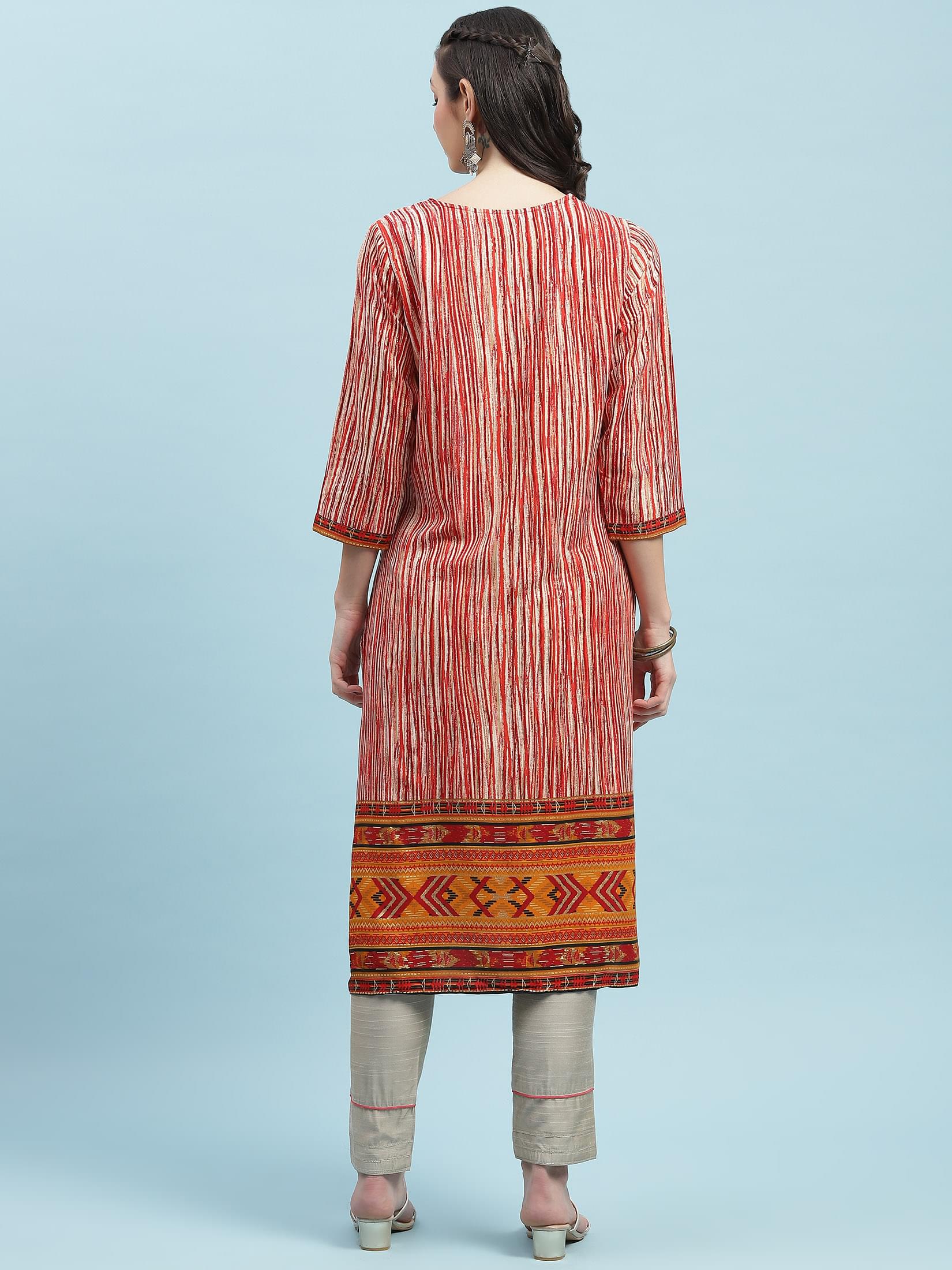 15136INDRED_back