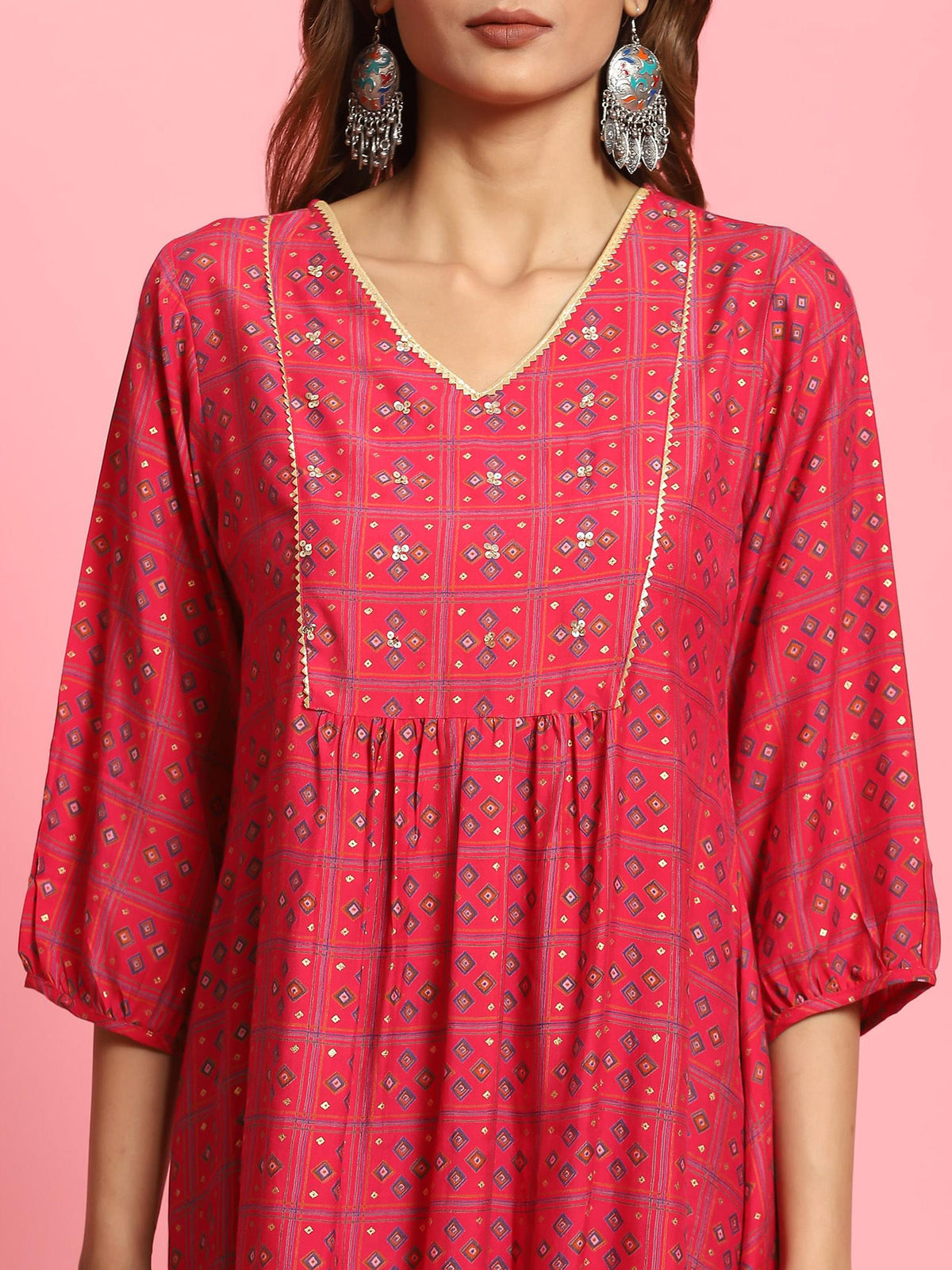 Women Fuchsia Geometric Printed Tunic.