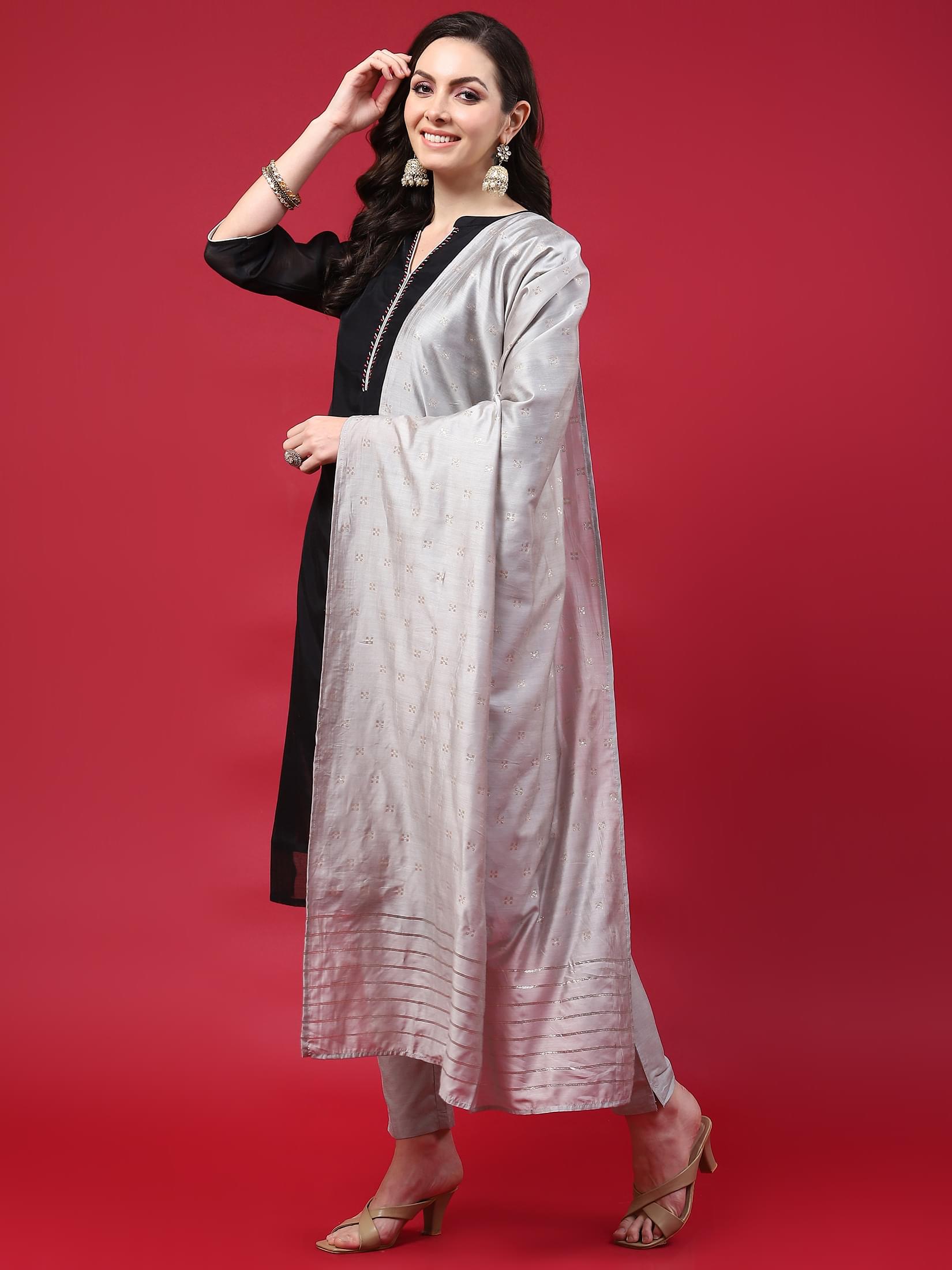 Women Black Solid Kurta Trouser Dupatta.