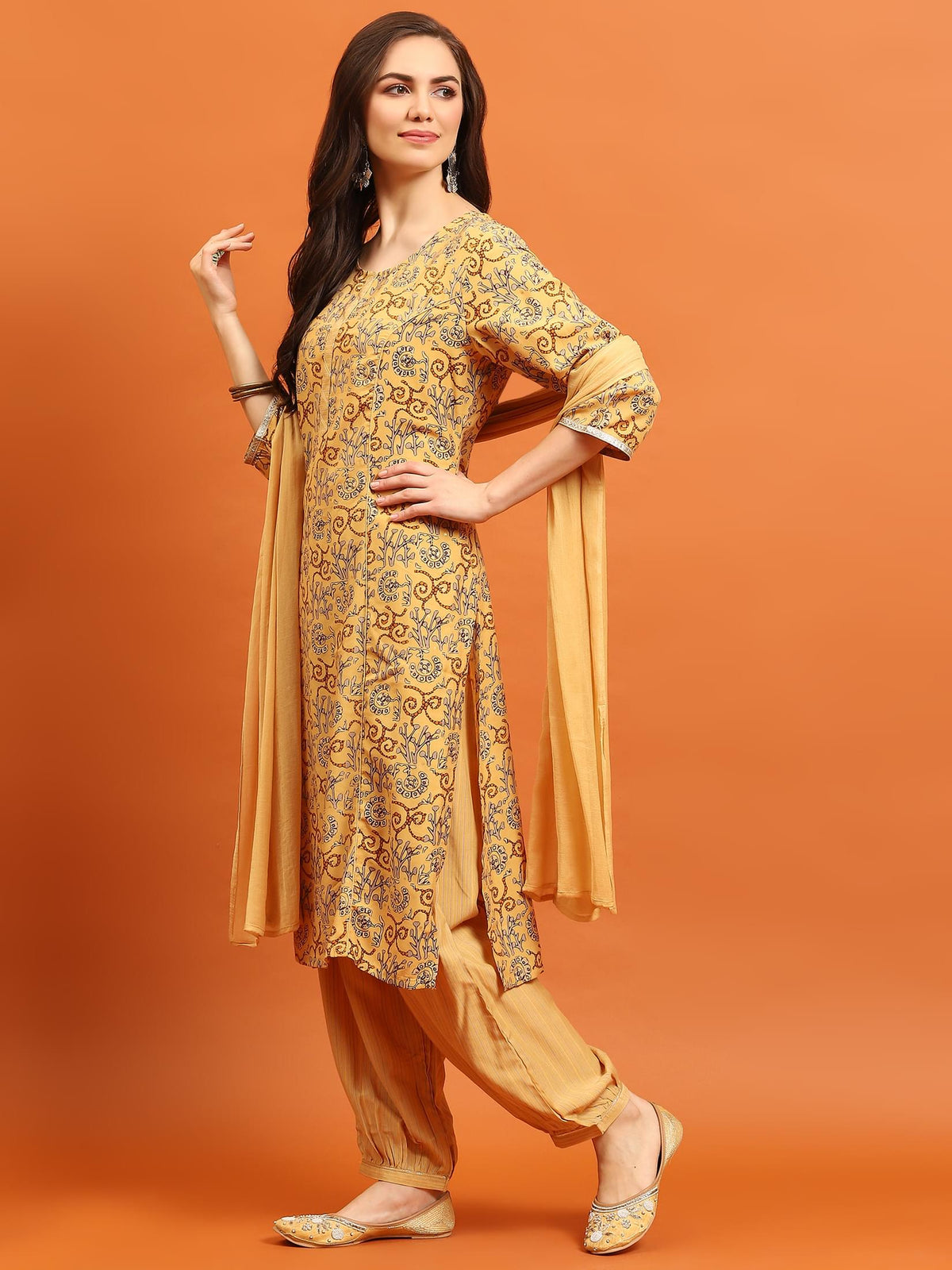 Indiessence Women Yellow Abstract Printed Kurta Harem Pant Dupatta.