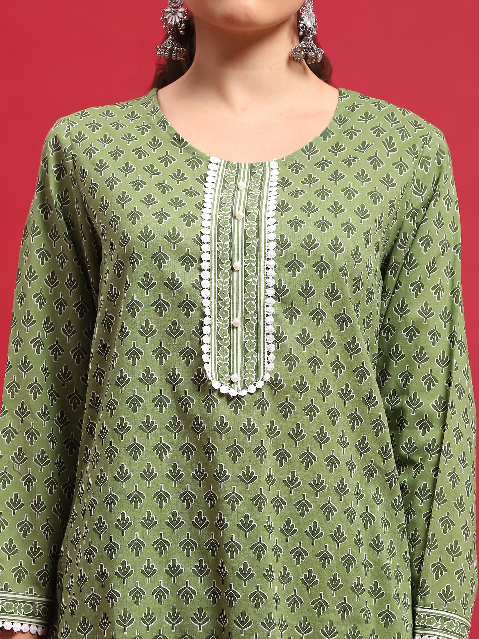 Women Cotton Green Floral Print Kurta With Comfort Pant.