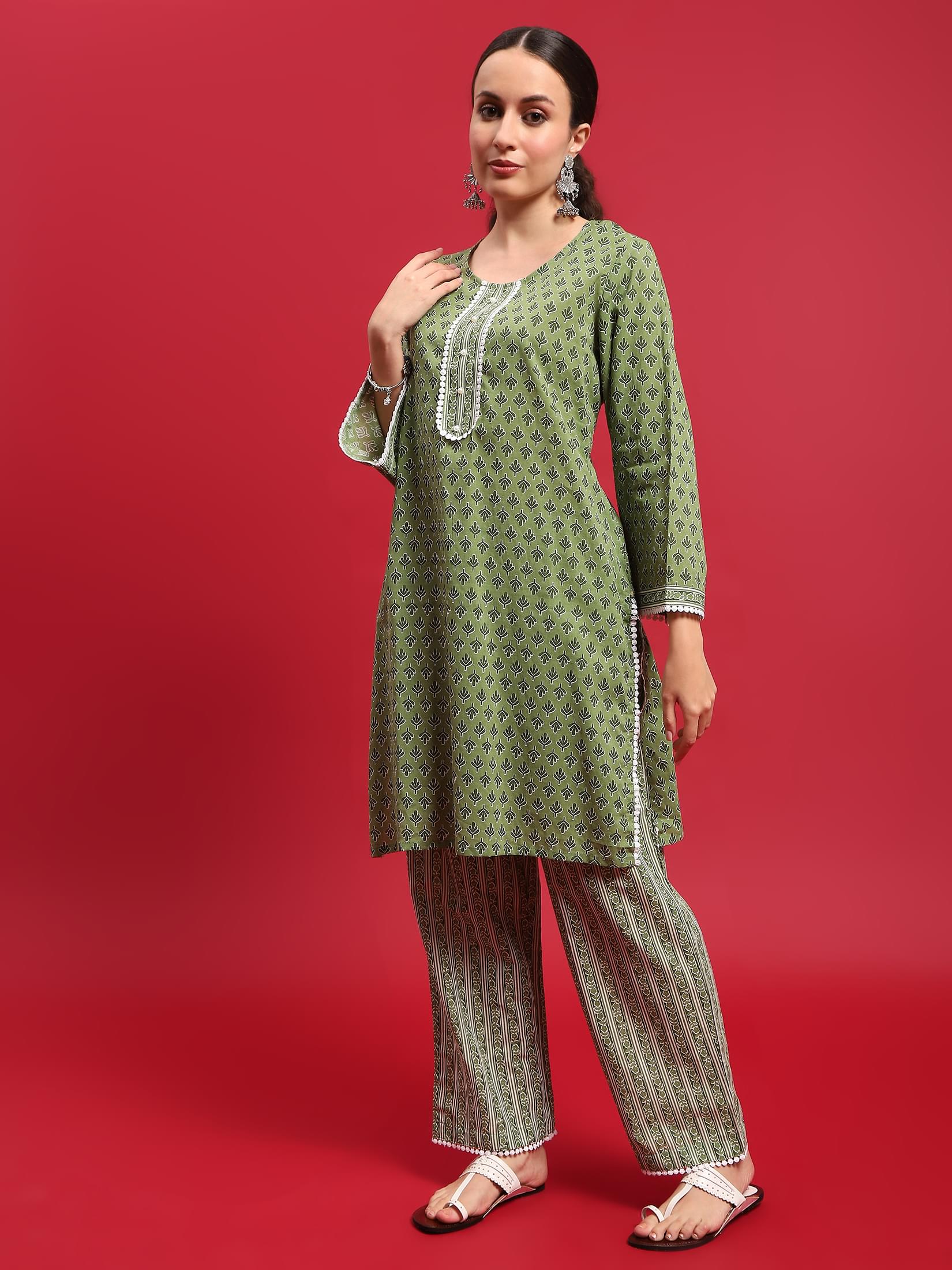 Women Cotton Green Floral Print Kurta With Comfort Pant.