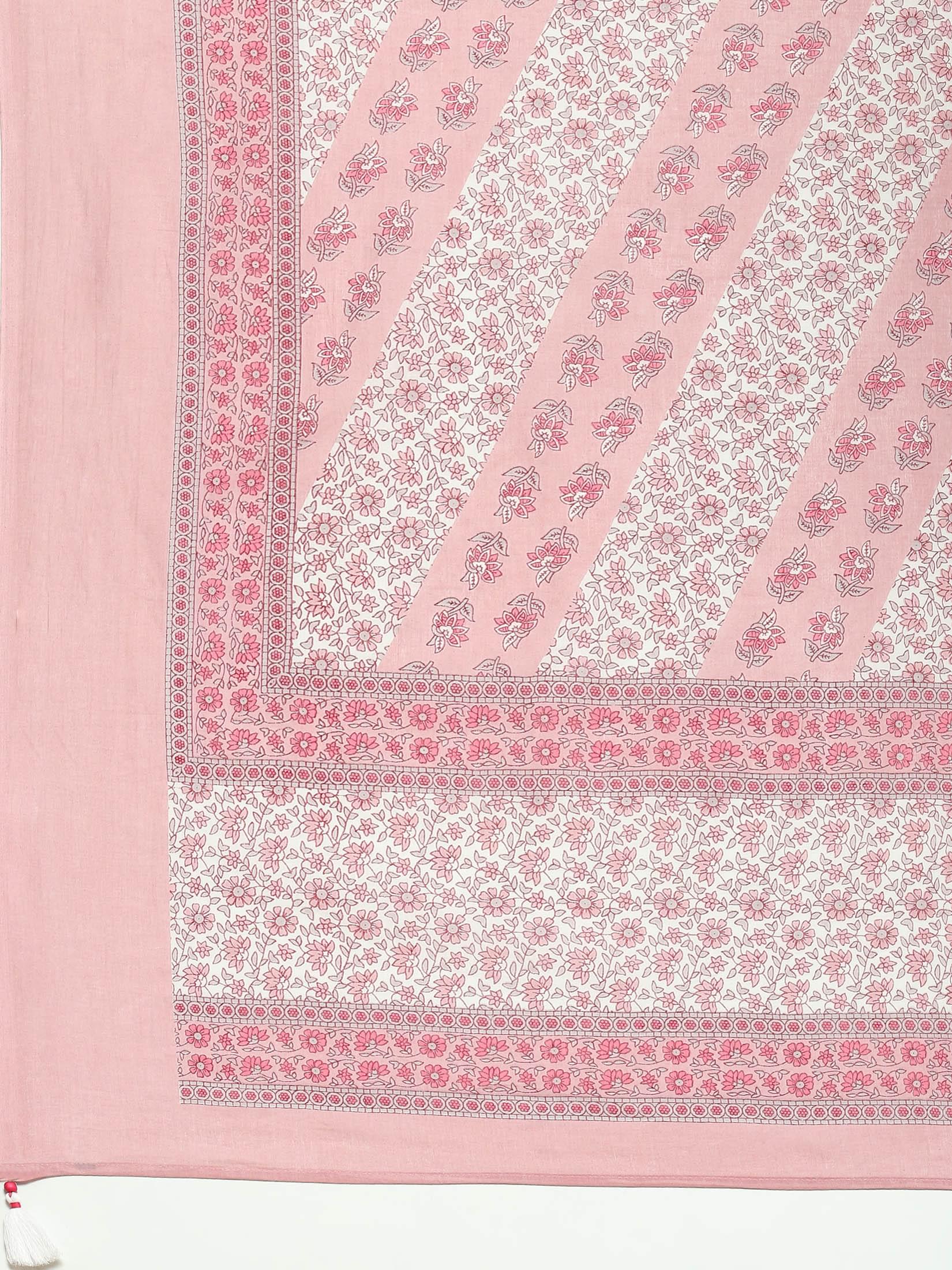 Women Pink Floral Print Kurta Trouser Dupatta.