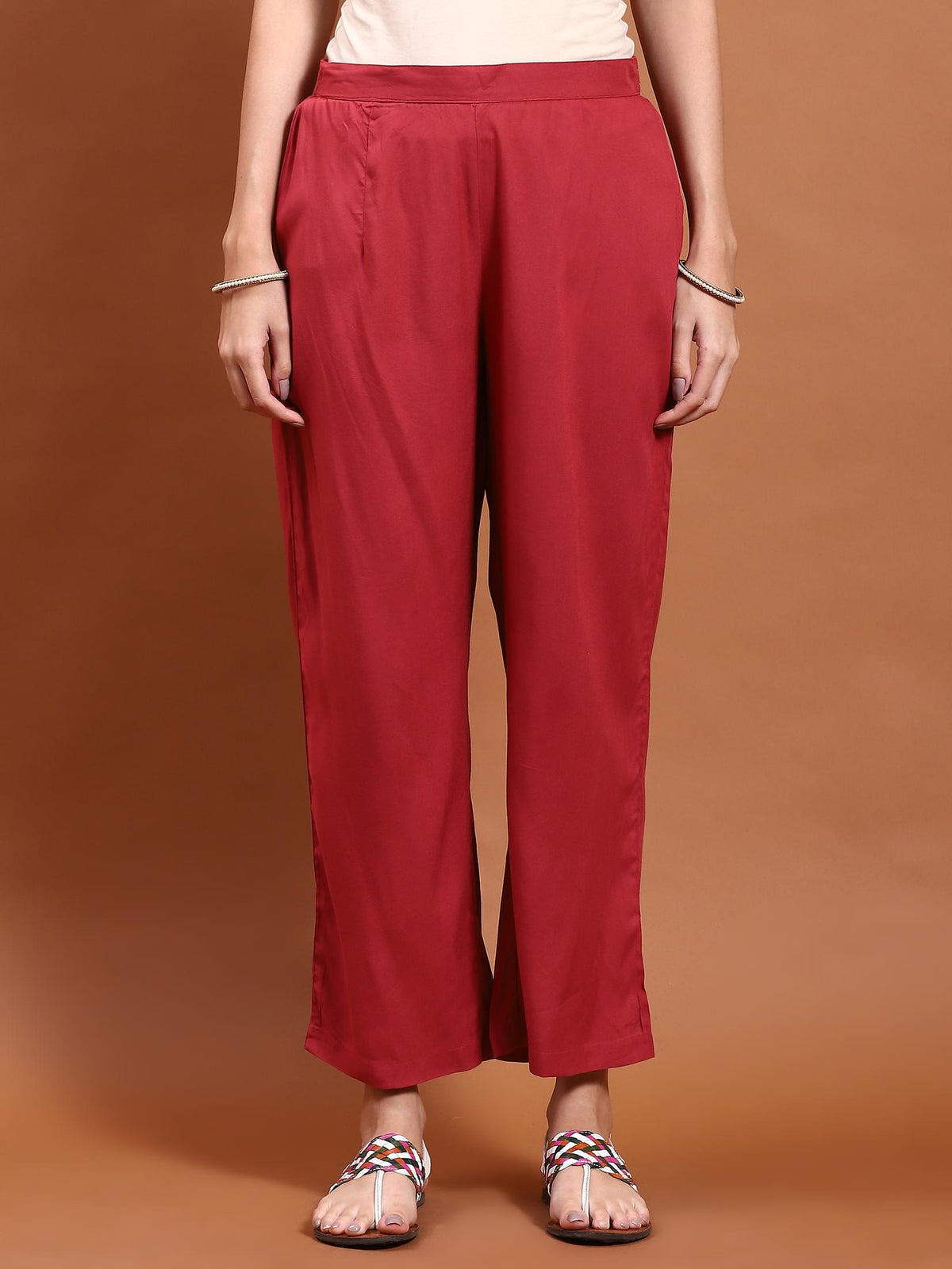 Women Maroon Floral Print Kurta Comfort Pant Dupatta.