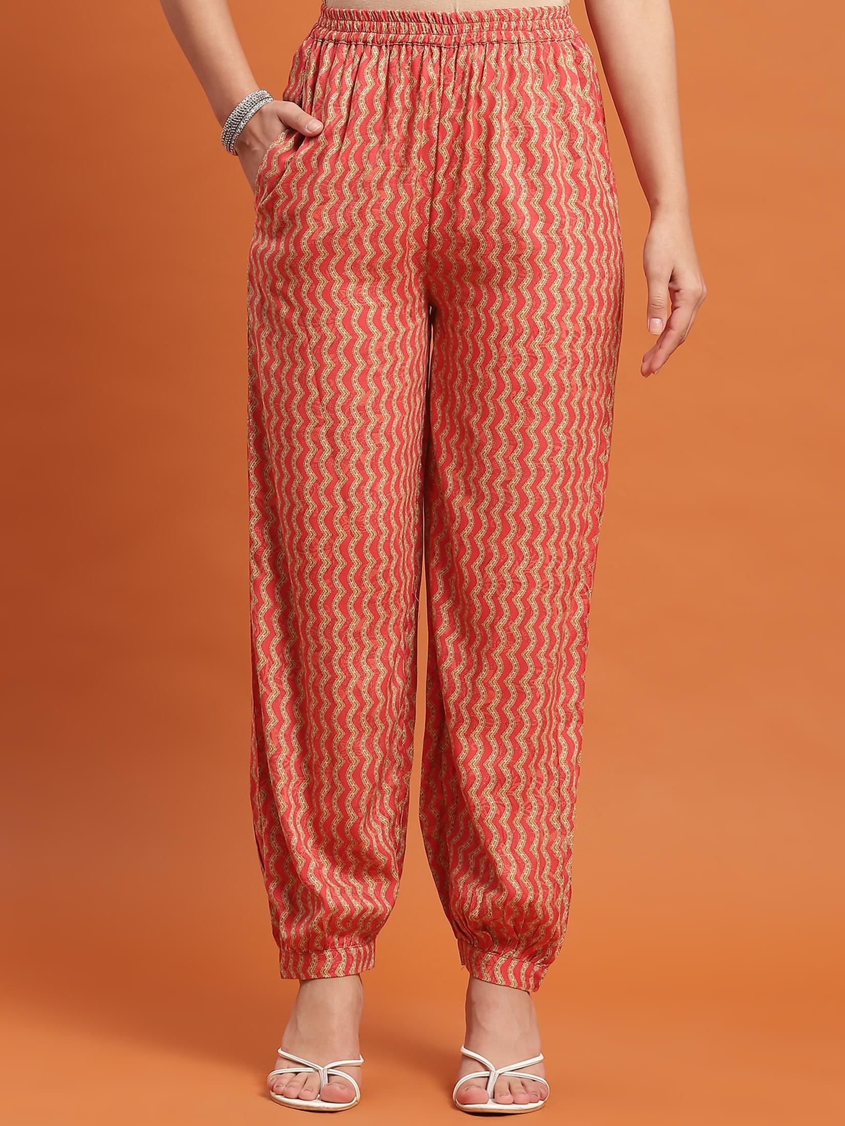 Women Red Floral Print Kurta With Harem Pant.