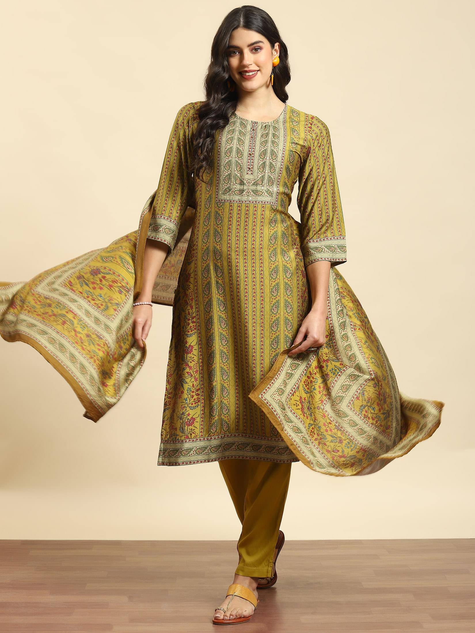Women Olive Floral Print Kurta Trouser Dupatta.