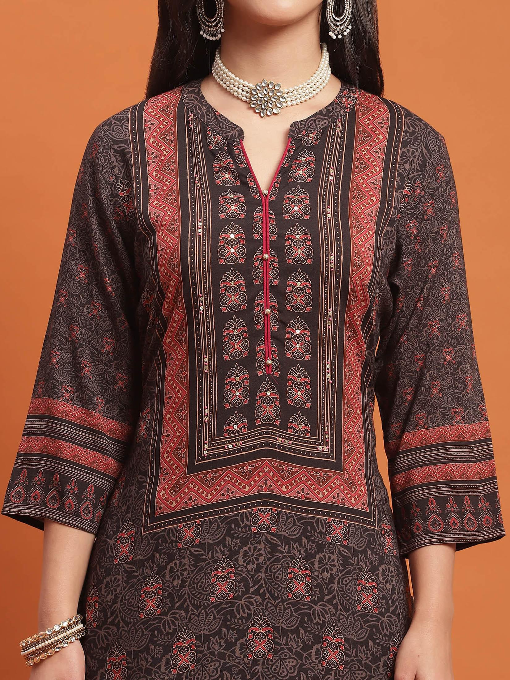 Women Black Geometric Print Kurta Comfort Pant Dupatta.