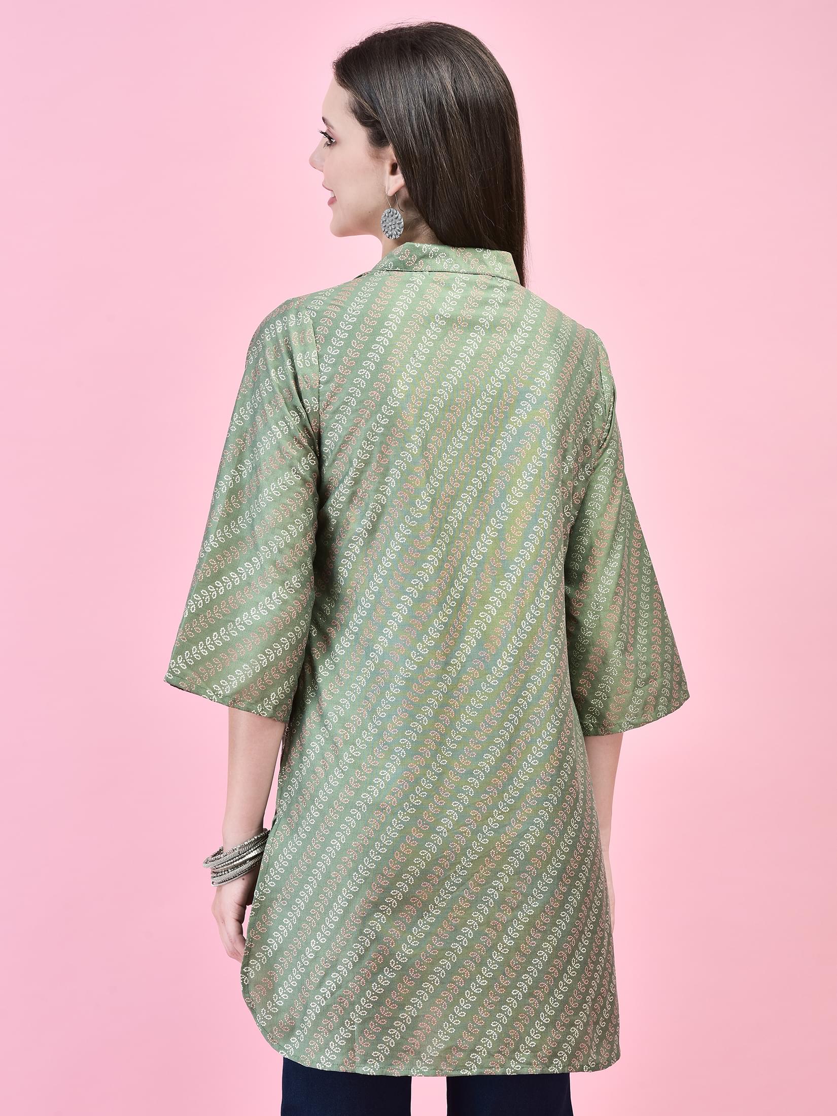 Women Polyester Green Geometric Print Short Kurti.