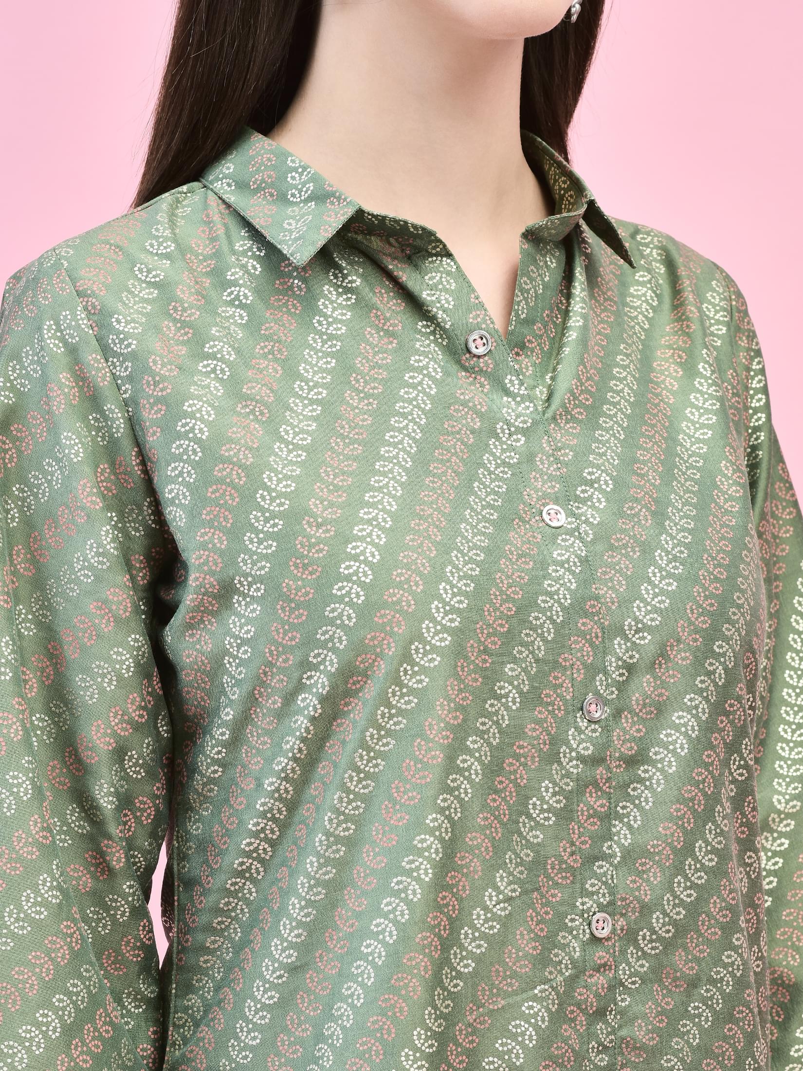 Women Polyester Green Geometric Print Short Kurti.