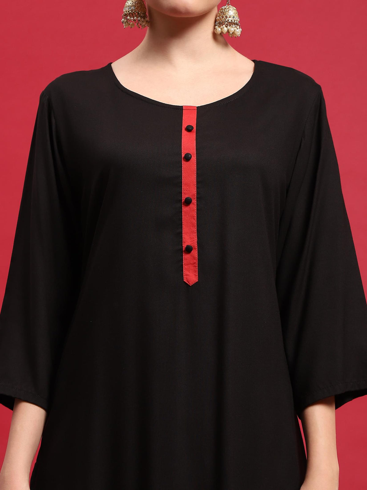 Women Viscose Black Solid Kurta Comfort Pant Dupatta.