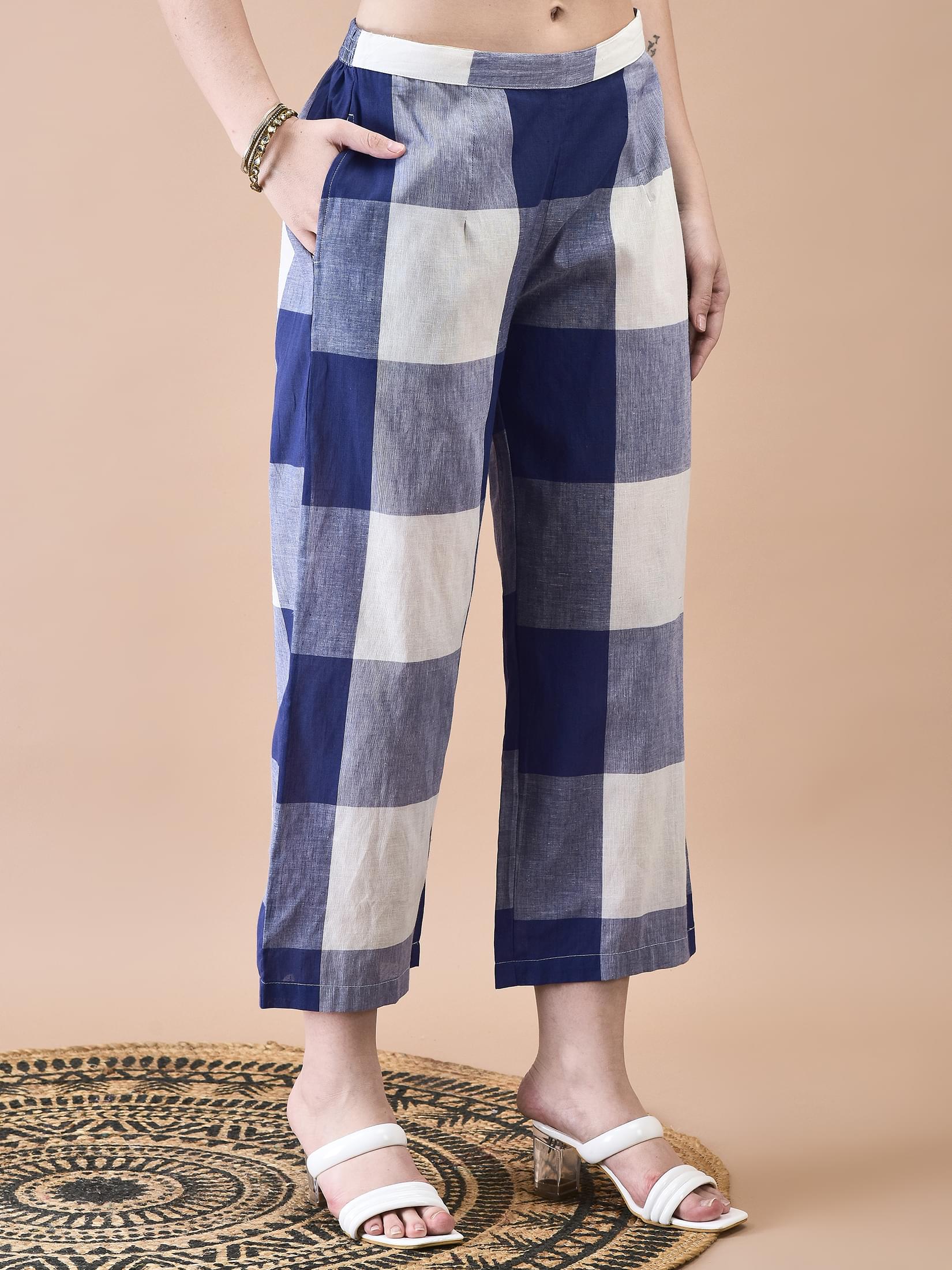 Women Liva (Rayon) Blue Solid Kurta With Cotton Comfort Pant.