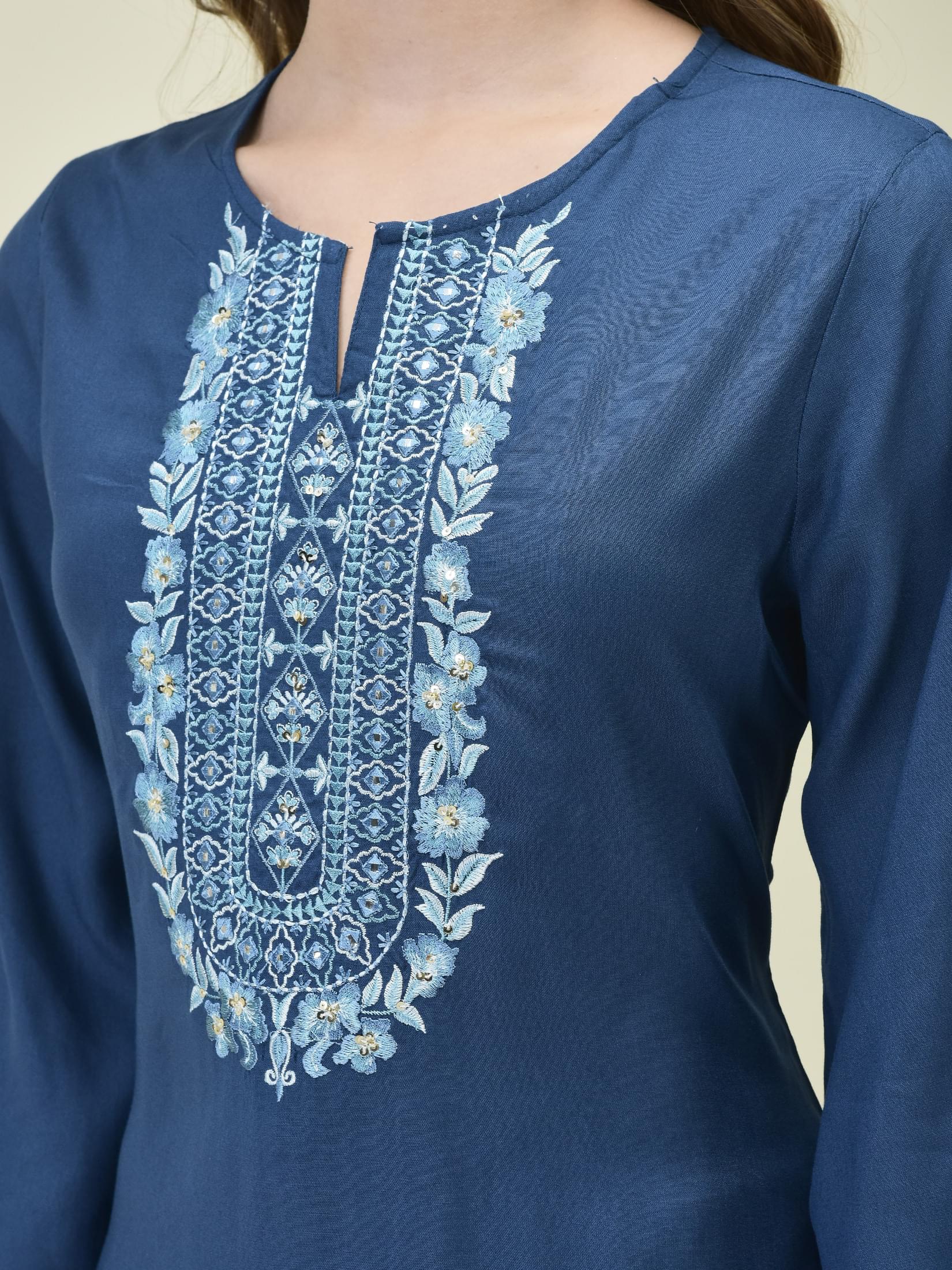 15276MPBLUE_closer.jpg