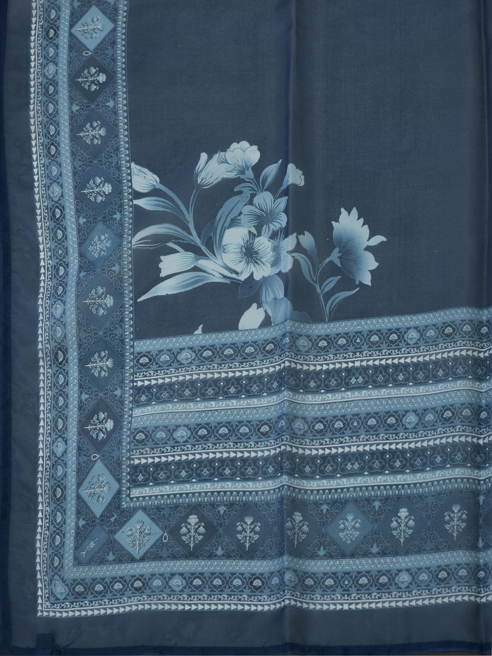 Women Liva Rayon Blue Embroidered Kurta Comfort Pant Dupatta.