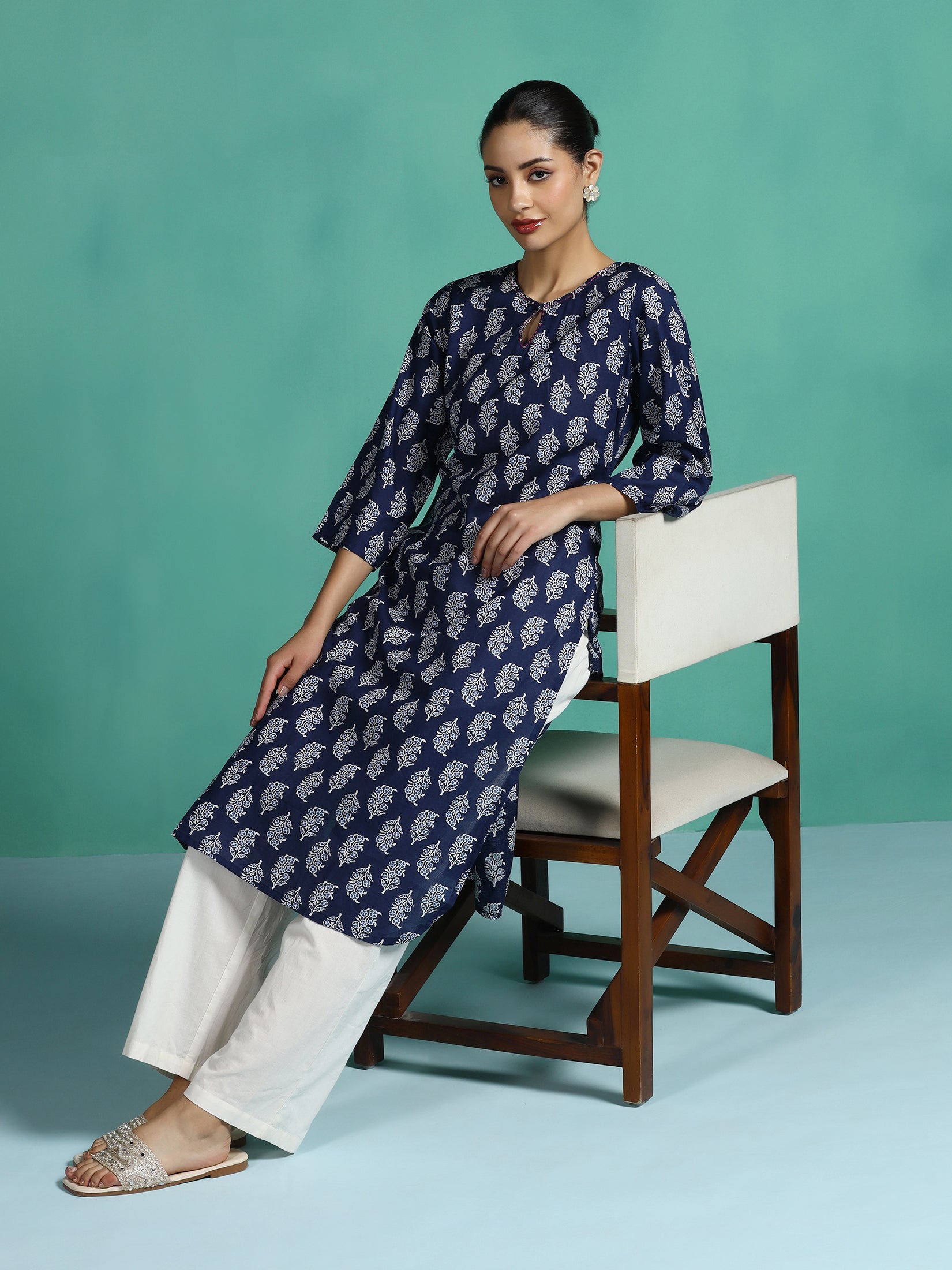 Women Cotton Indigo Printed Kurta