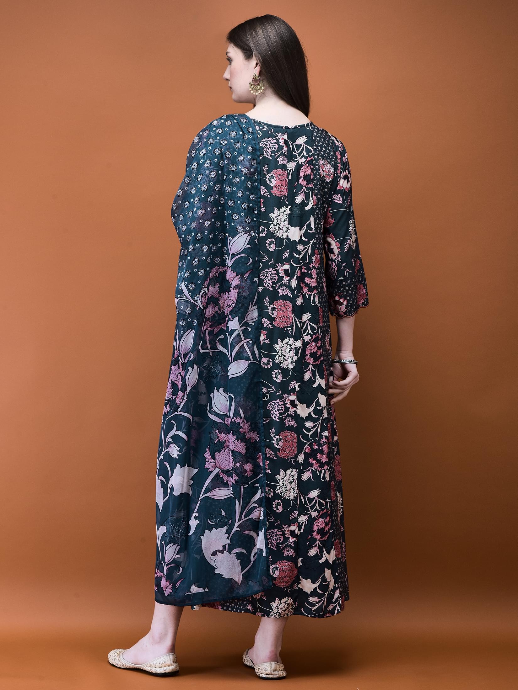 Women Liva (Rayon) Grey Floral Print Dress With Dupatta.