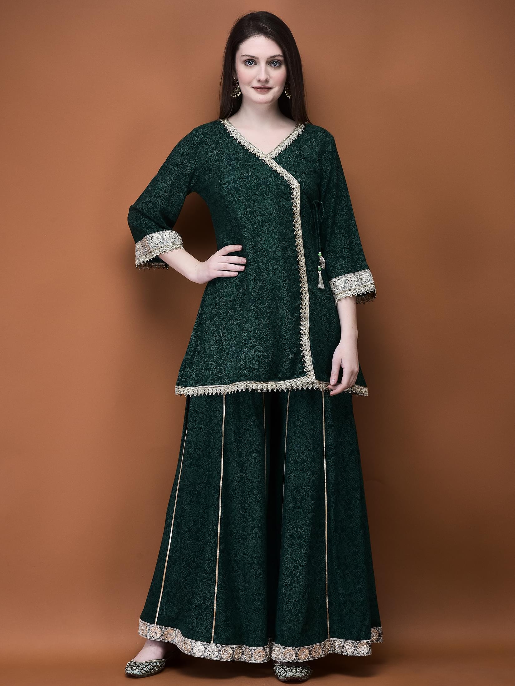 Fern green fresh botanical print Liva rayon straight kurta paired with split pants