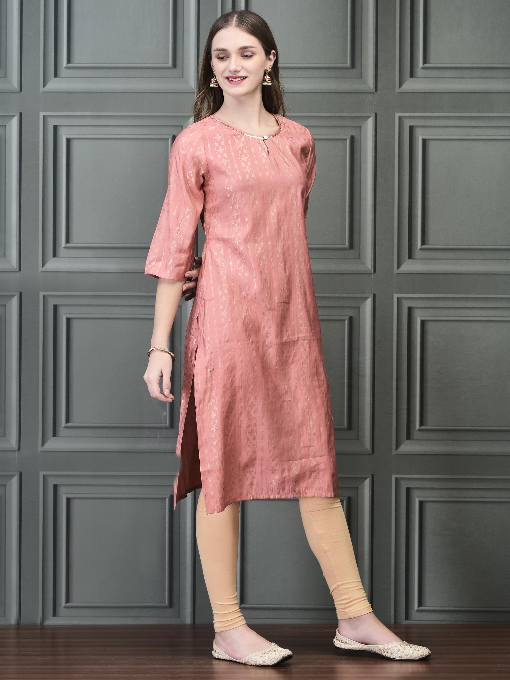 Women Liva Pink Foil Print Kurta.